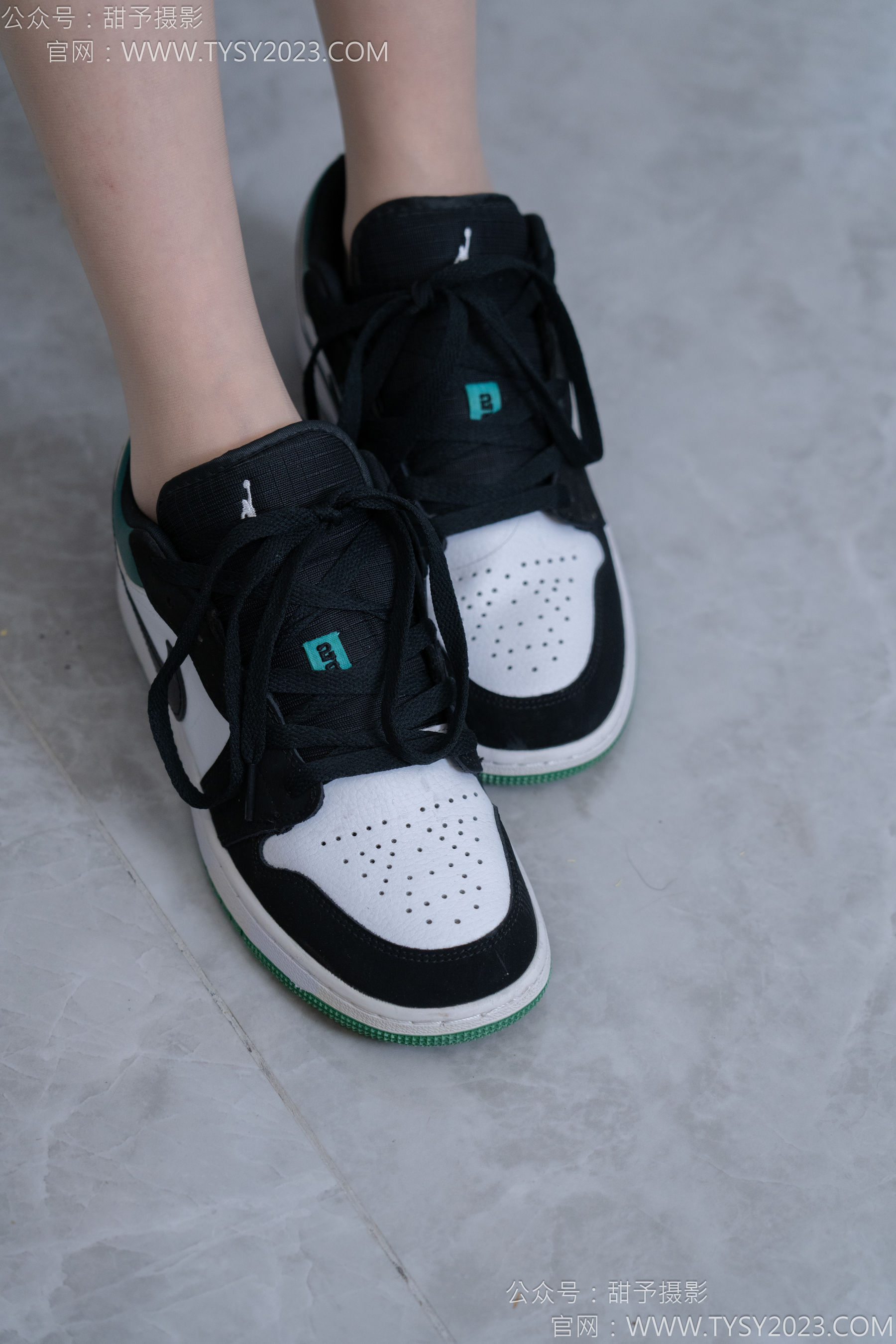 甜予摄影 No.176 珞珞 - 板鞋、薄肉丝/(134P)