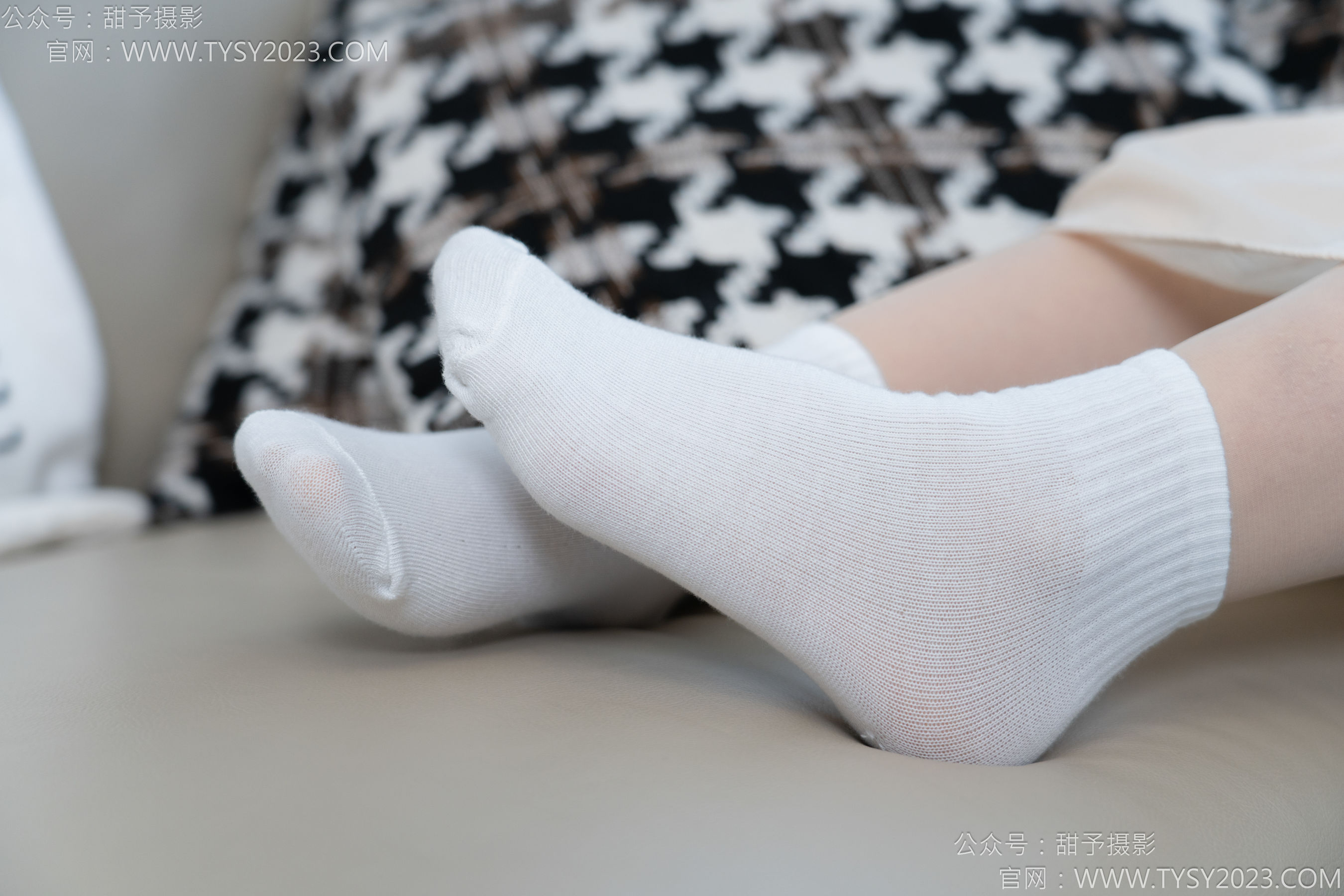 甜予摄影 No.173 小葵 - 棉鞋、白棉袜、薄肉丝/(135P)