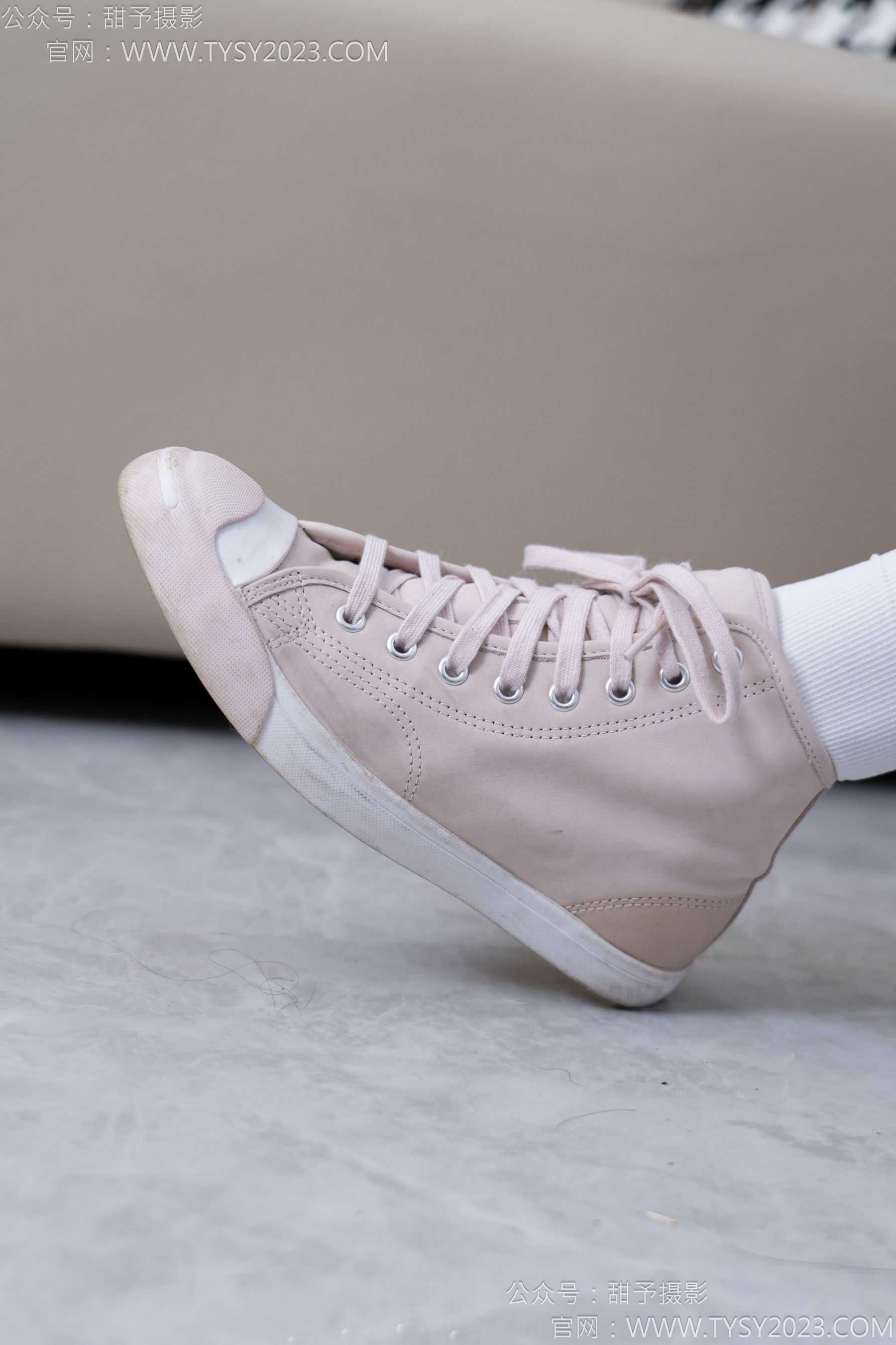 甜予摄影 No.186 娃娃 - 帆布鞋、白棉袜、裸足/(129P)