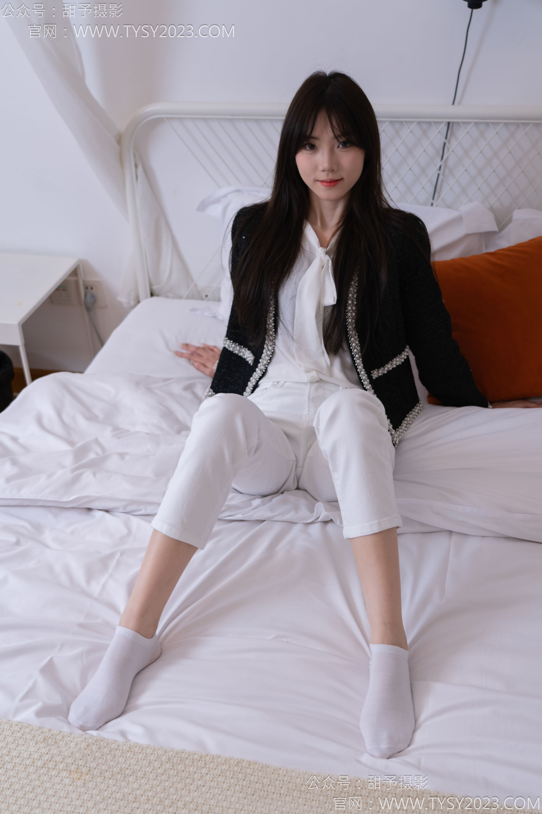 甜予摄影 No.171 璇璇 - 帆布鞋、白棉袜、抖腿剧情/(151P)