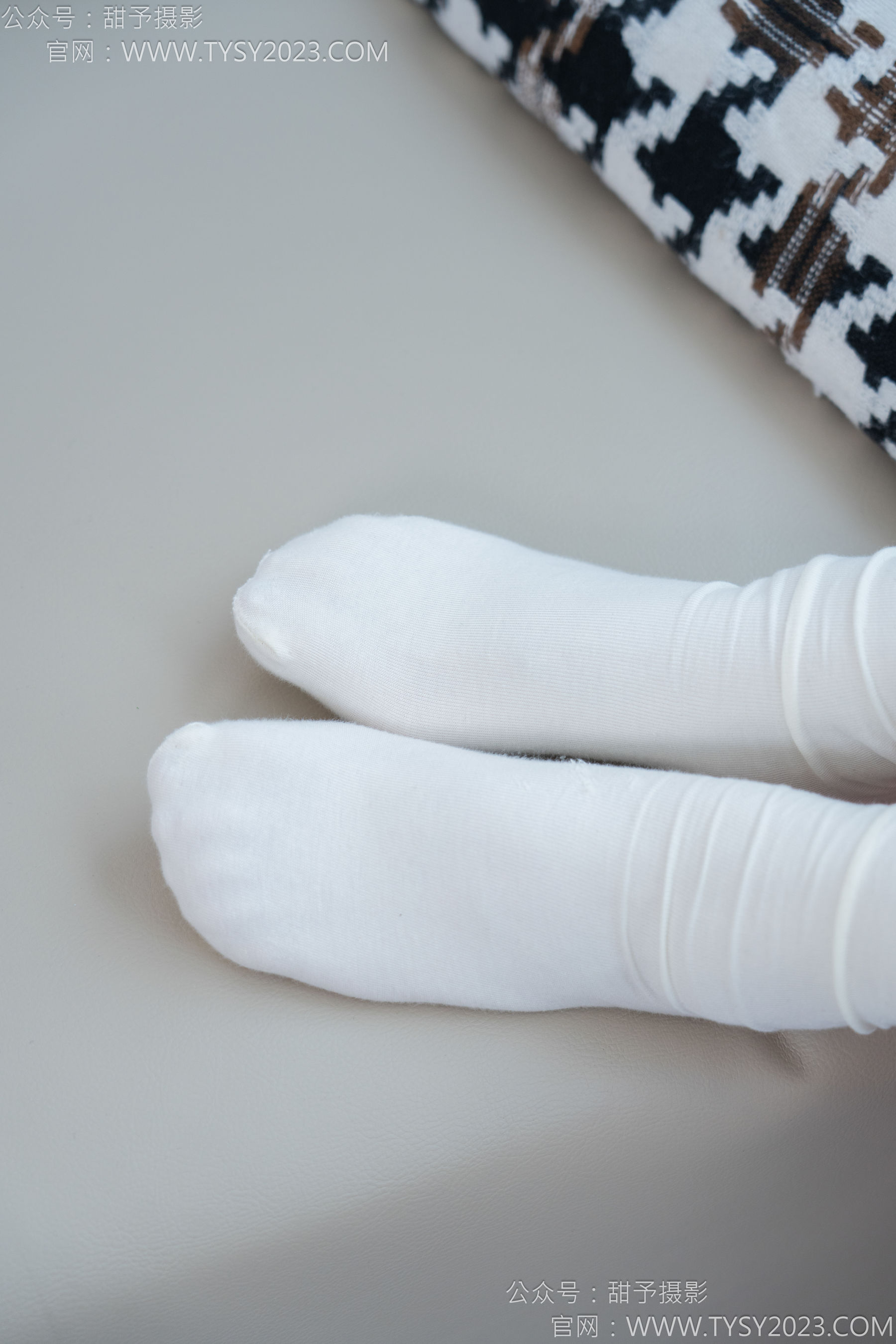 甜予摄影 No.183 知知 - 布鞋、白棉袜、裸足/(148P)