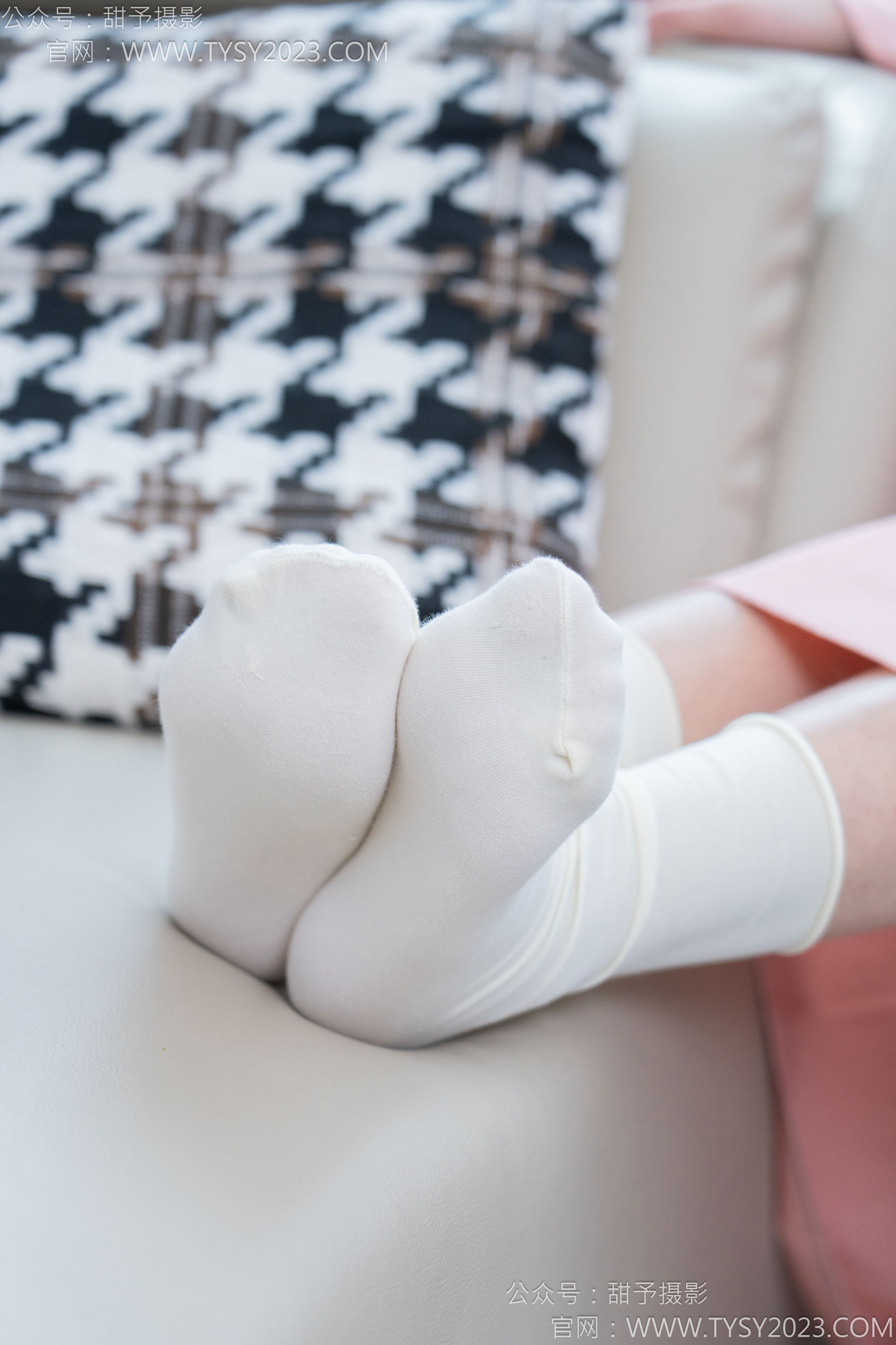 甜予摄影 No.183 知知 - 布鞋、白棉袜、裸足/(148P)
