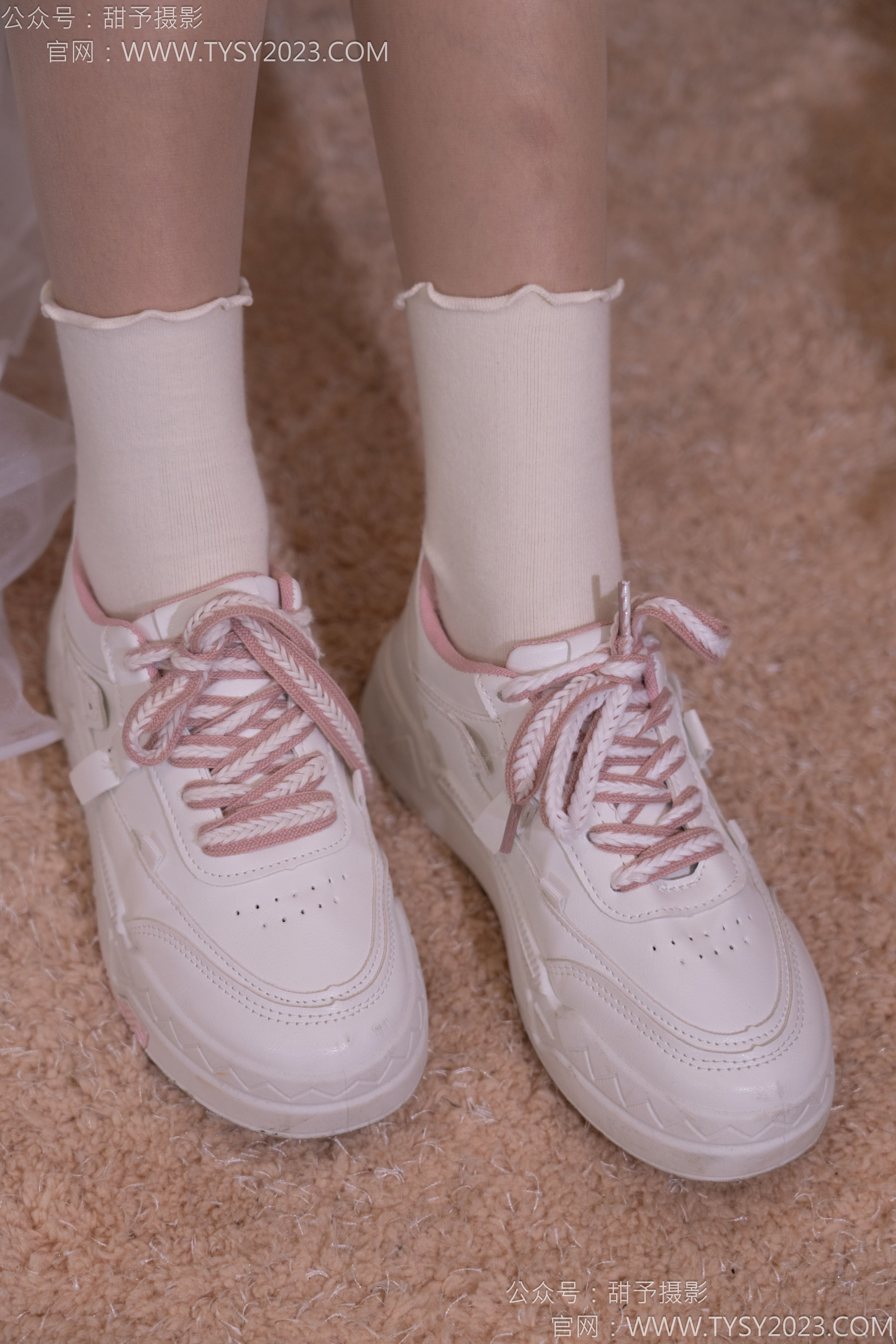 甜予摄影 No.177 璇璇 - 板鞋、白棉袜、薄肉丝/(129P)