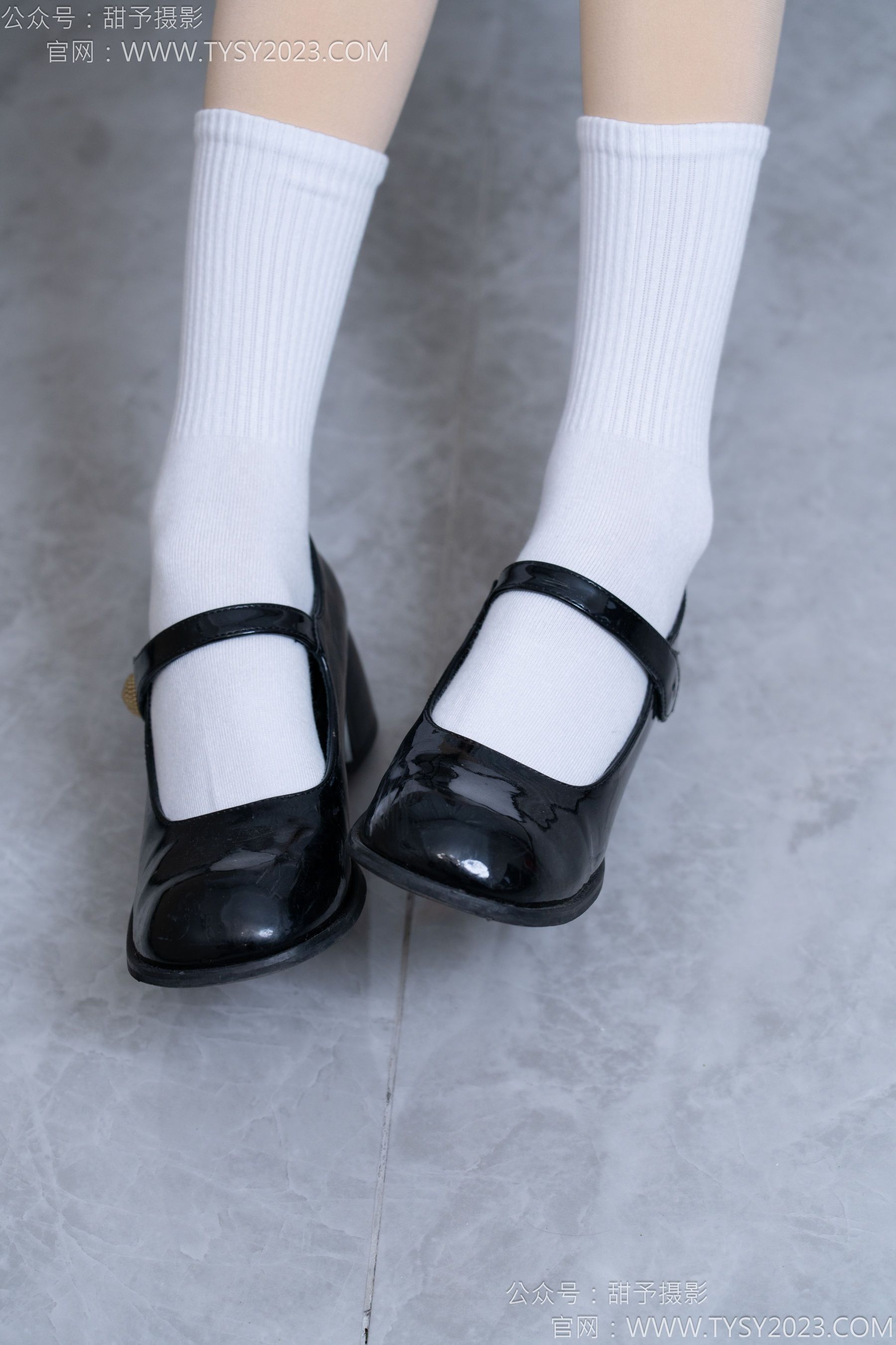 甜予摄影 No.185 珞珞 - 皮鞋、白棉袜、厚肉丝/(130P)