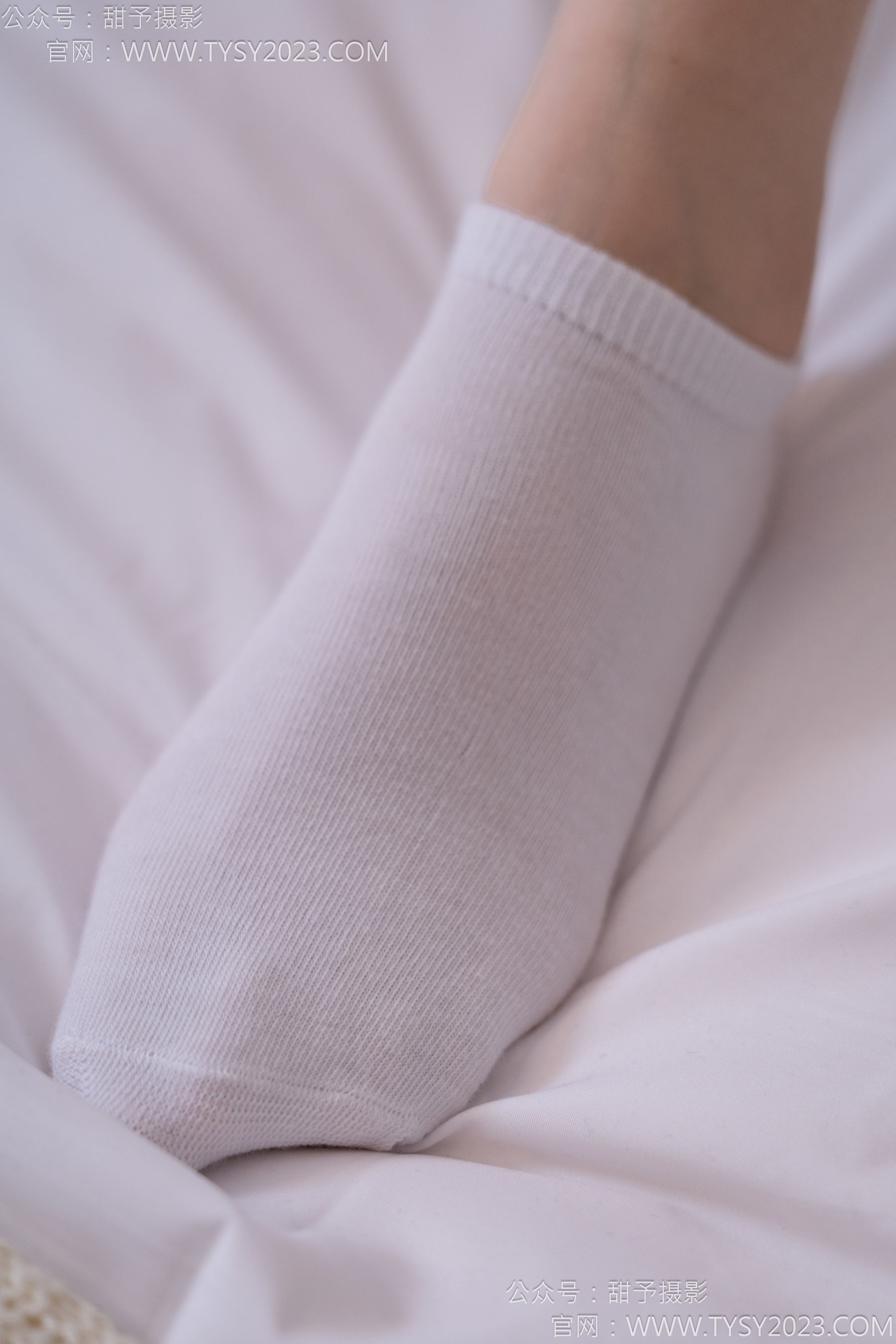 甜予摄影 No.171 璇璇 - 帆布鞋、白棉袜、抖腿剧情/(151P)