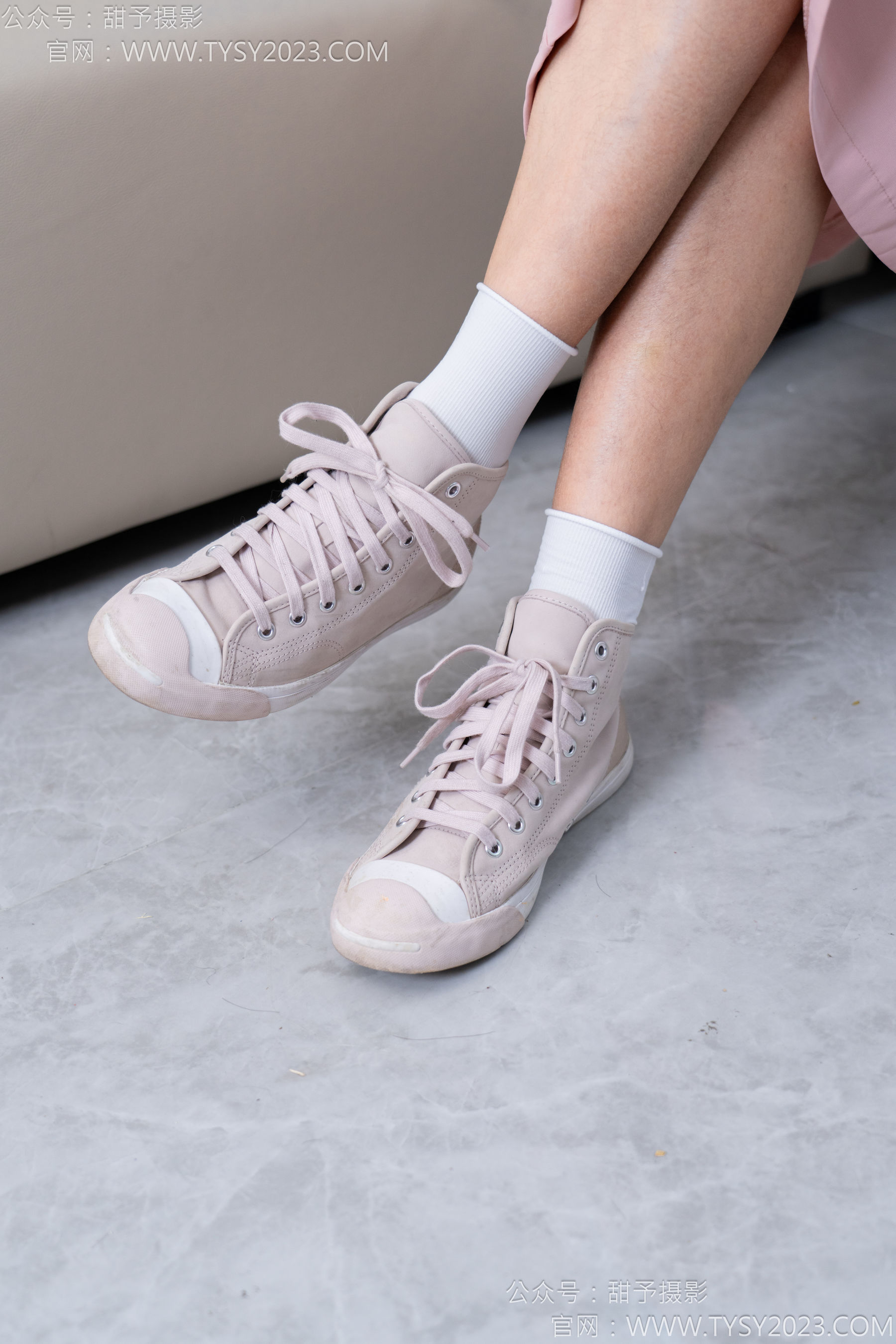 甜予摄影 No.186 娃娃 - 帆布鞋、白棉袜、裸足/(129P)