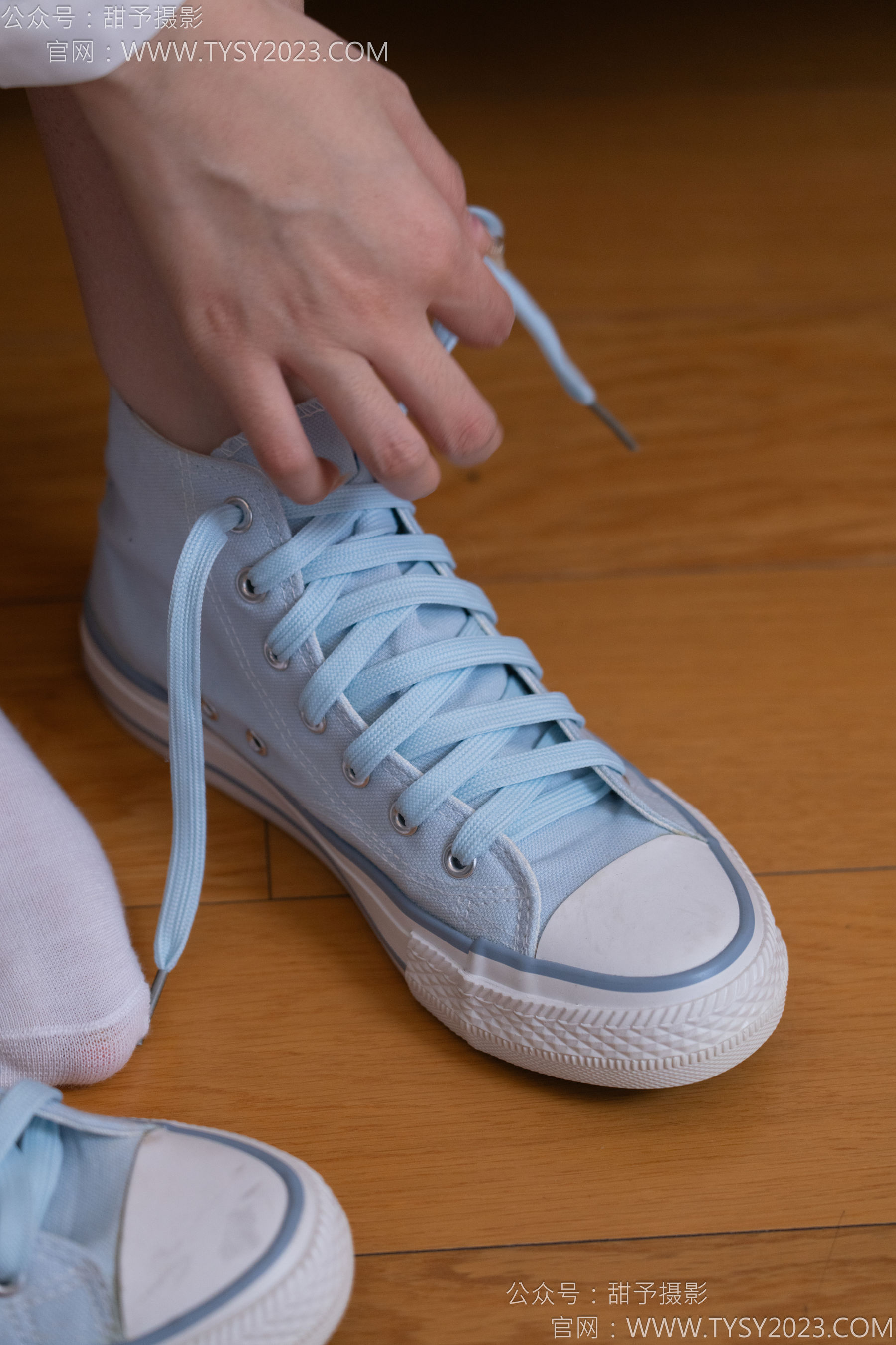 甜予摄影 No.171 璇璇 - 帆布鞋、白棉袜、抖腿剧情/(151P)