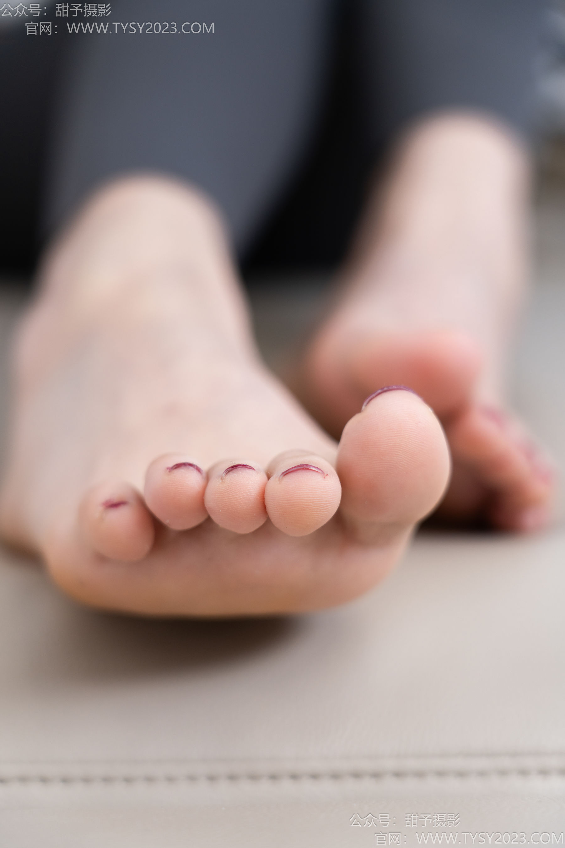 甜予摄影 No.192 澜澜 - 高跟鞋、白棉袜、裸足/(134P)