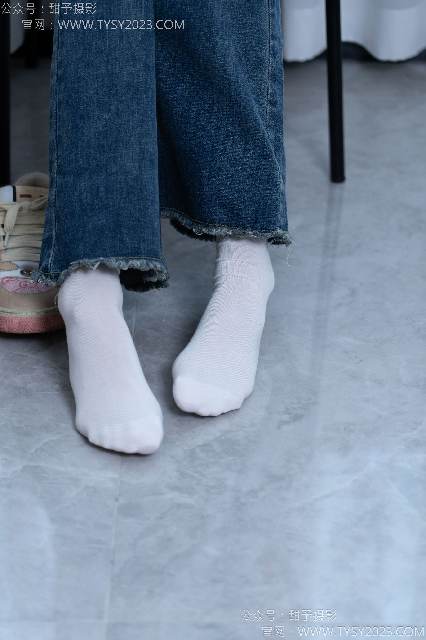 甜予摄影 No.170 珞珞 - 板鞋、白棉袜、裸足/(130P)
