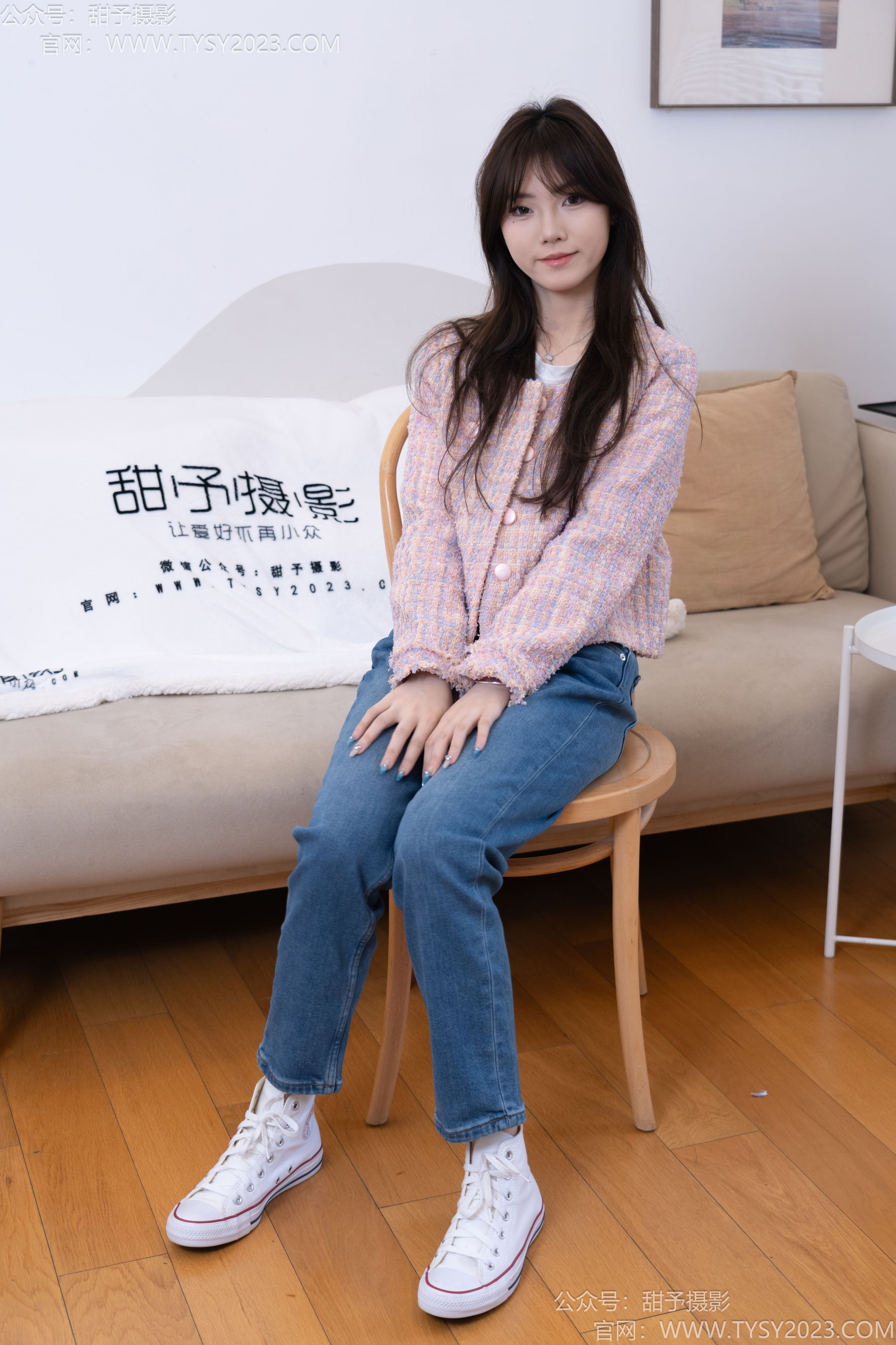 甜予摄影 No.189 璇璇 - 帆布鞋、裸足、抖腿剧情/(134P)