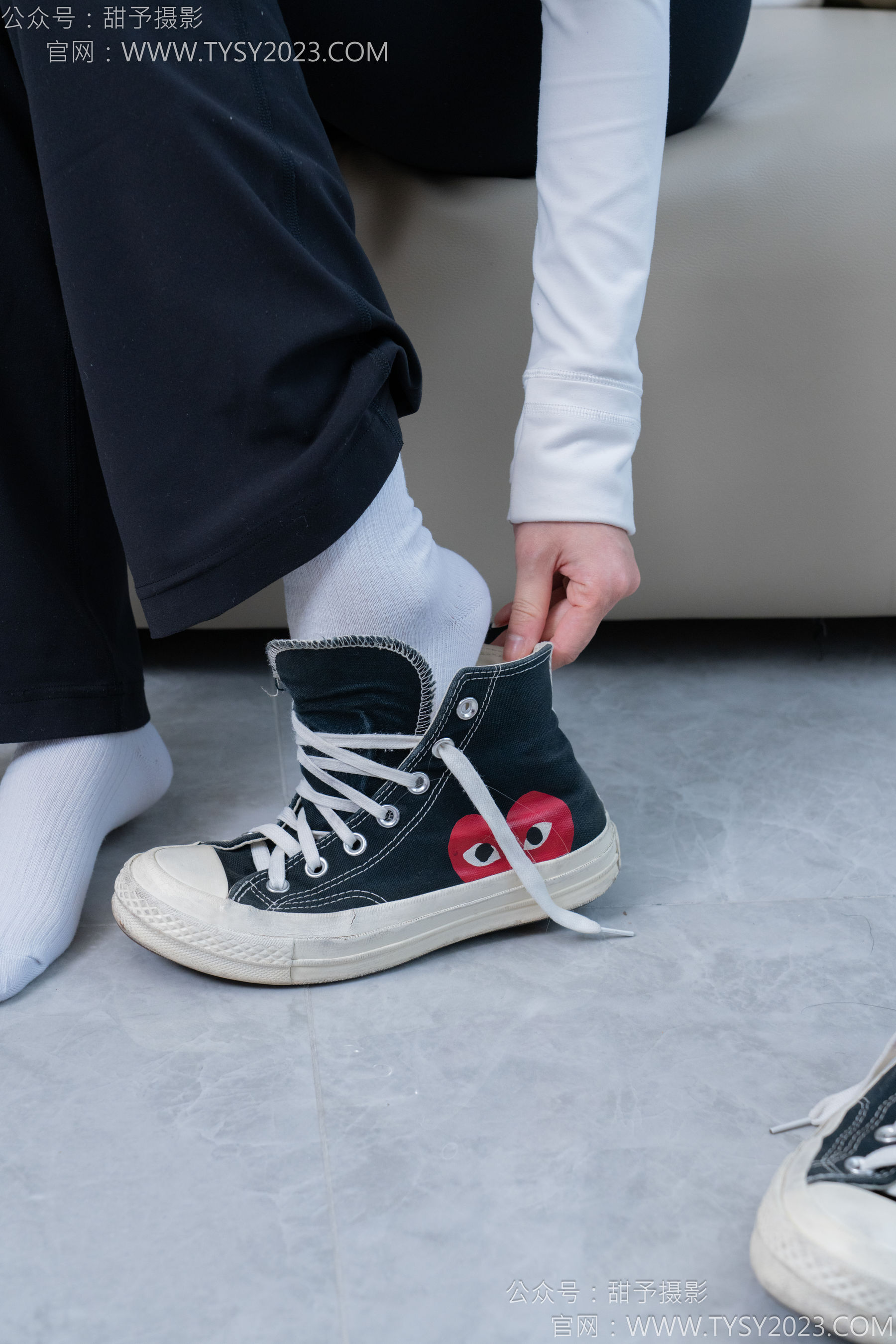 甜予摄影 No.169 贝壳 - 帆布鞋、白棉袜、裸足/(130P)
