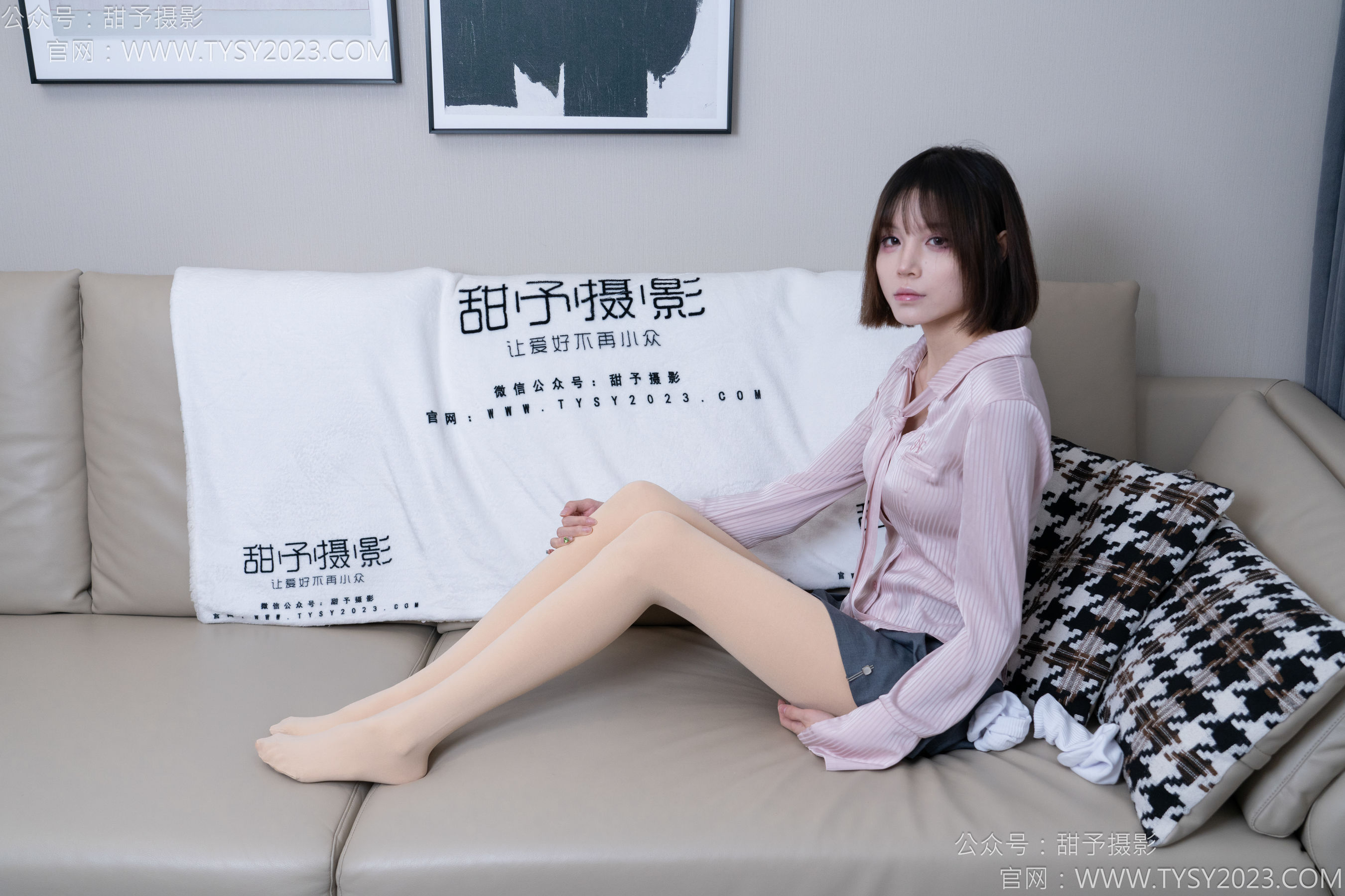 甜予摄影 No.185 珞珞 - 皮鞋、白棉袜、厚肉丝/(130P)