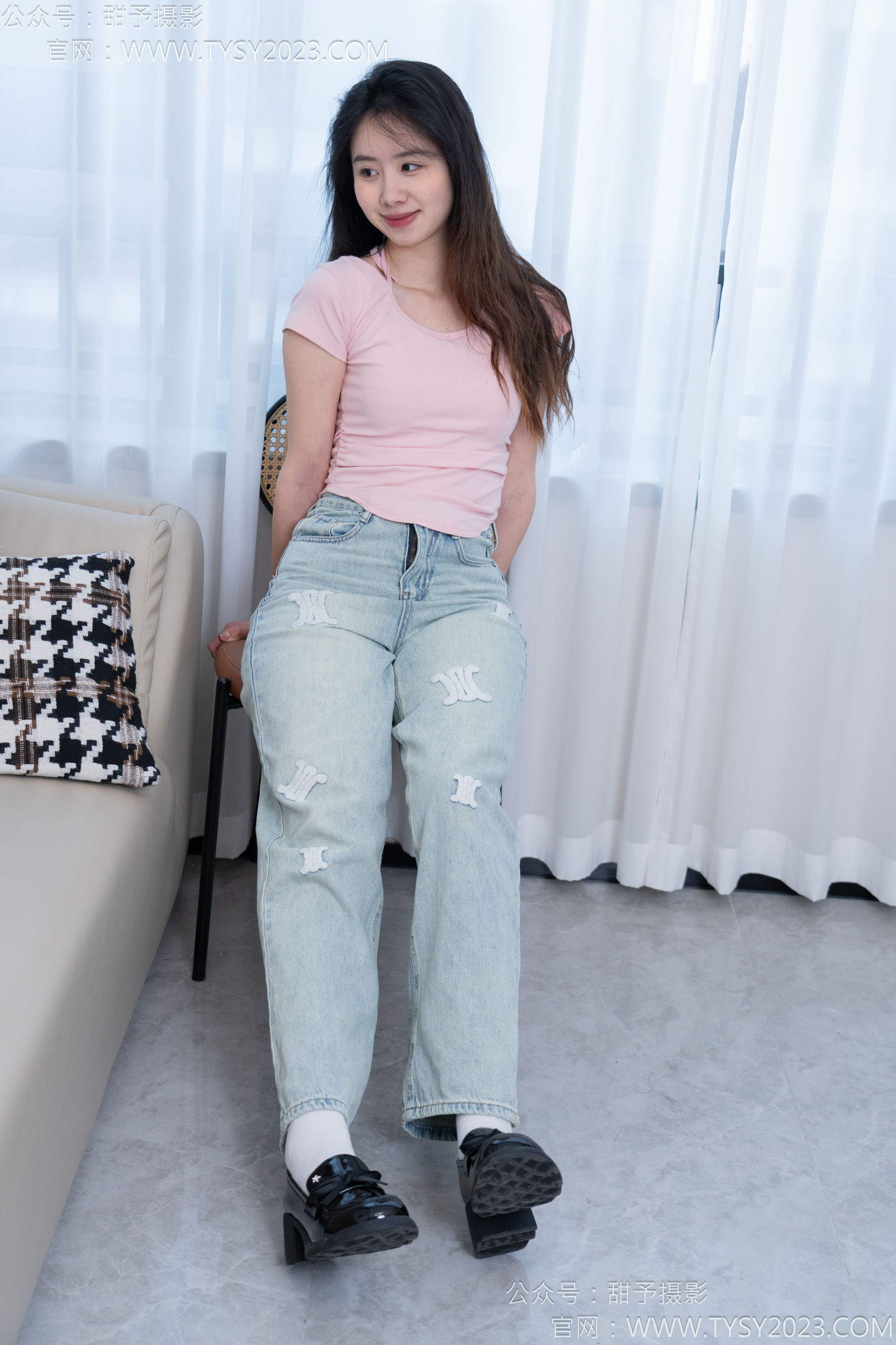 甜予摄影 No.162 知知 - 皮鞋、白棉袜、裸足/(125P)