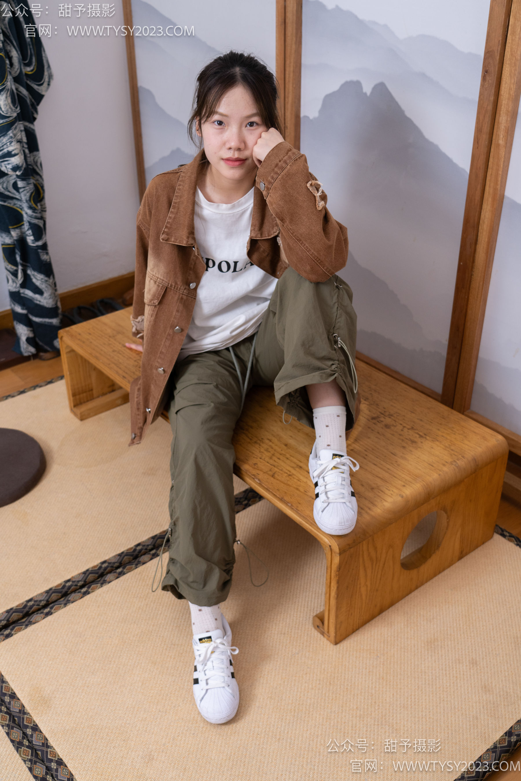 甜予摄影 No.161 双双 - 板鞋、白棉袜、裸足/(130P)