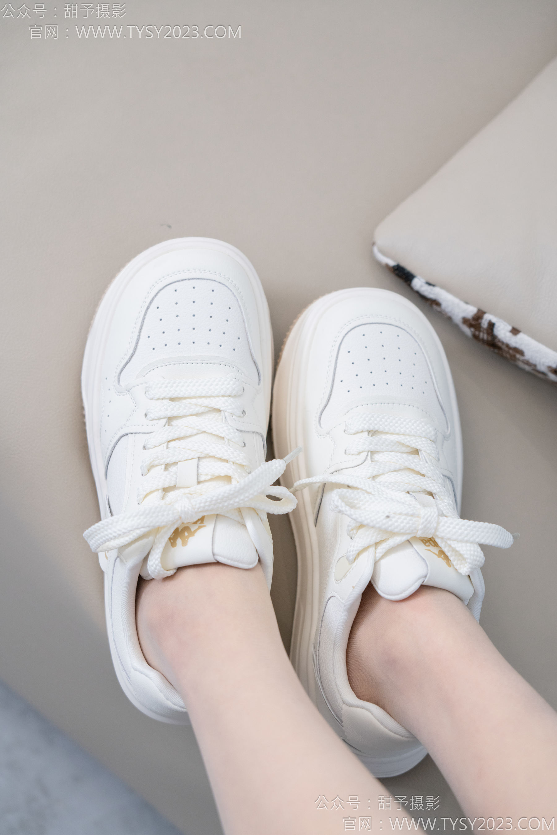 甜予摄影 No.184 澜澜 - 板鞋、薄肉丝/(125P)