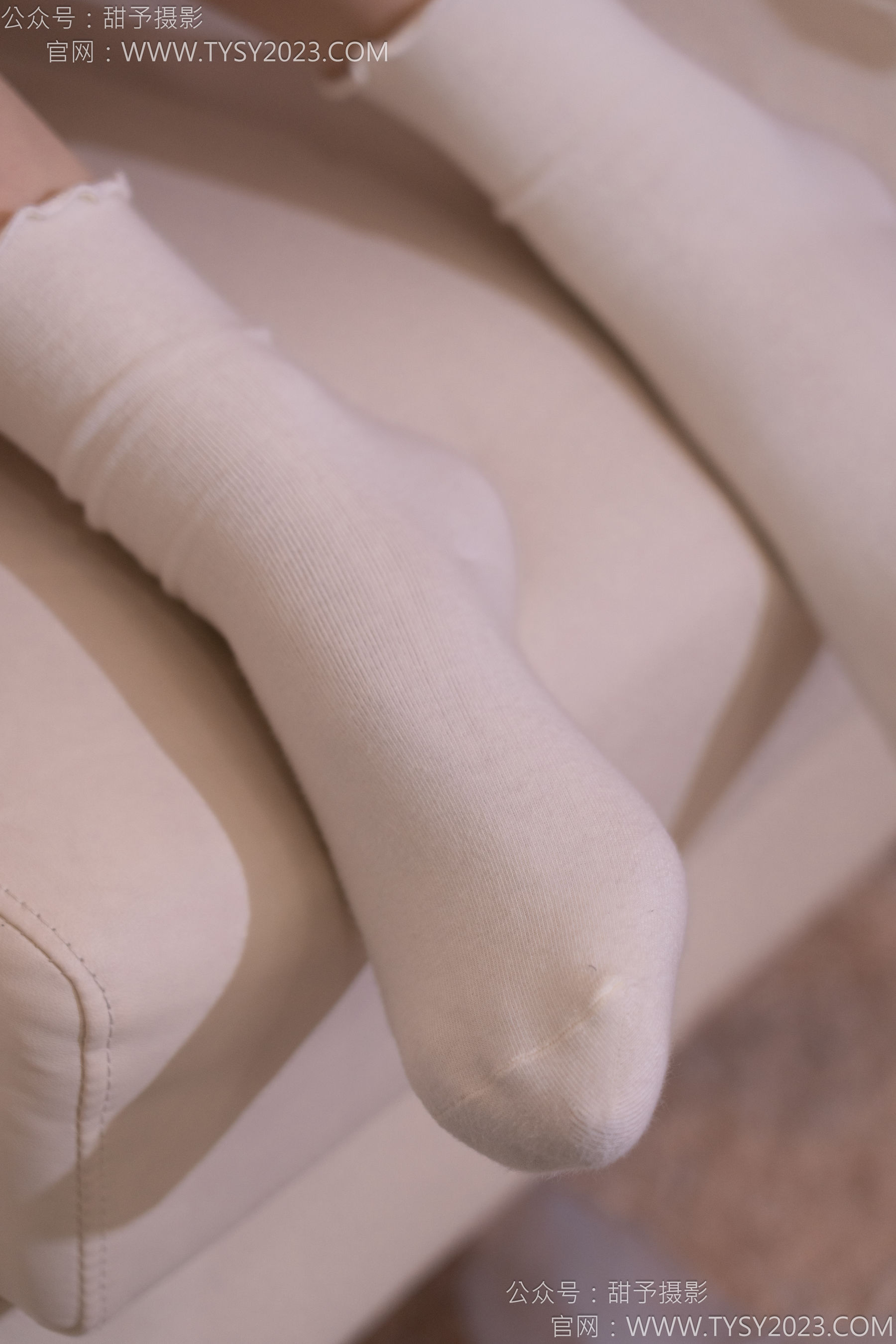 甜予摄影 No.177 璇璇 - 板鞋、白棉袜、薄肉丝/(129P)