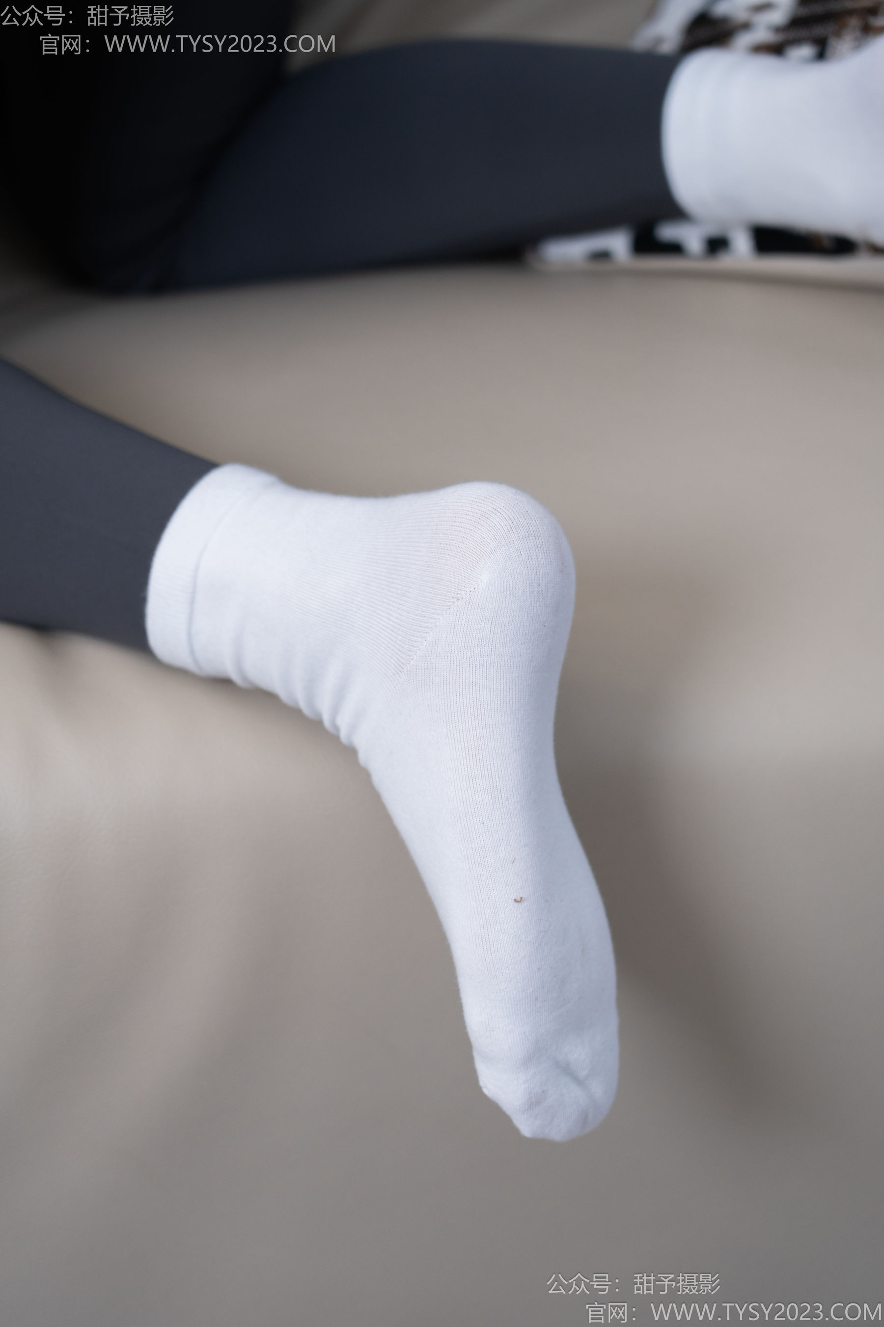 甜予摄影 No.192 澜澜 - 高跟鞋、白棉袜、裸足/(134P)