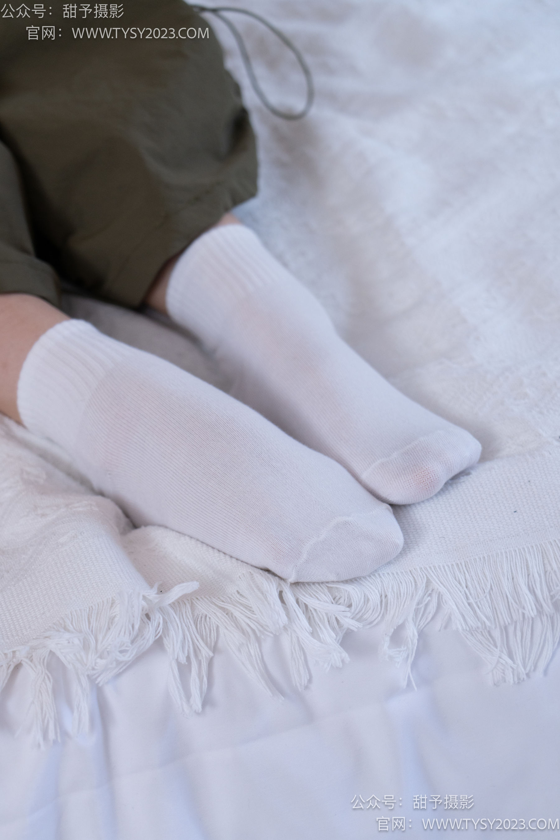 甜予摄影 No.161 双双 - 板鞋、白棉袜、裸足/(130P)