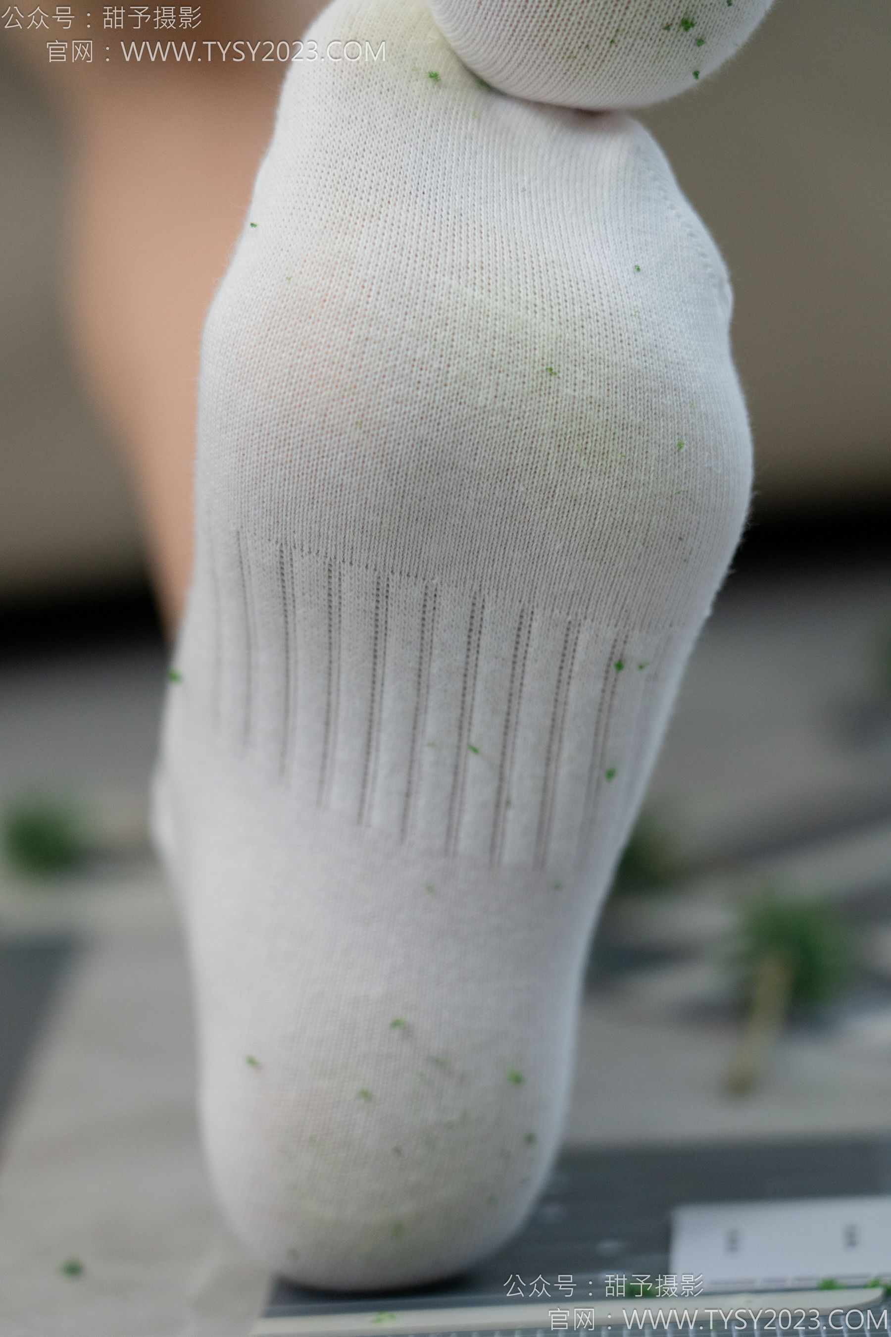 甜予摄影 No.148 咖啡豆 - 靴子、白棉袜、裸足/(169P)