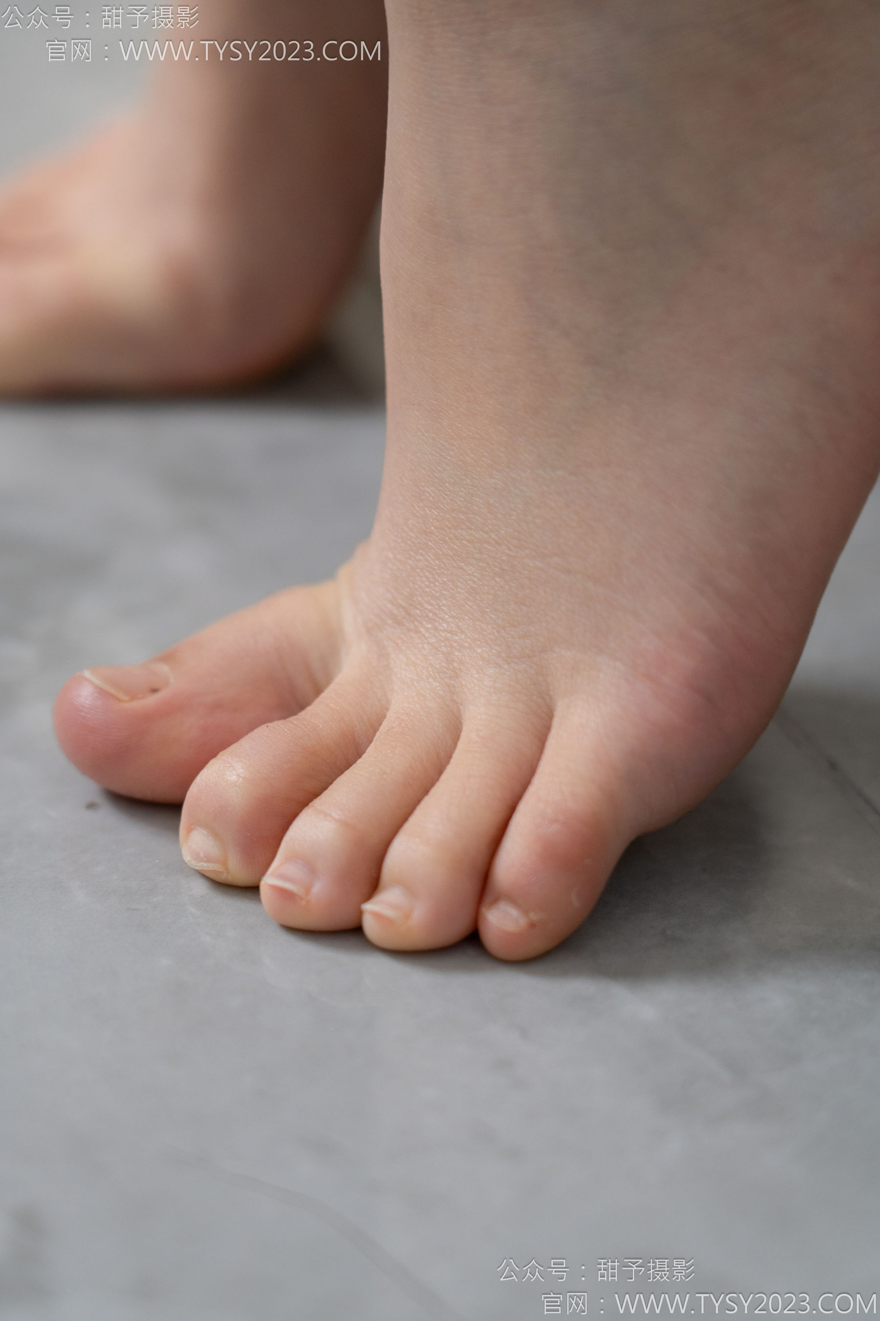 甜予摄影 No.153 诺诺 - 凉鞋、棉袜、裸足、泡脚剪指甲剧情/(134P)