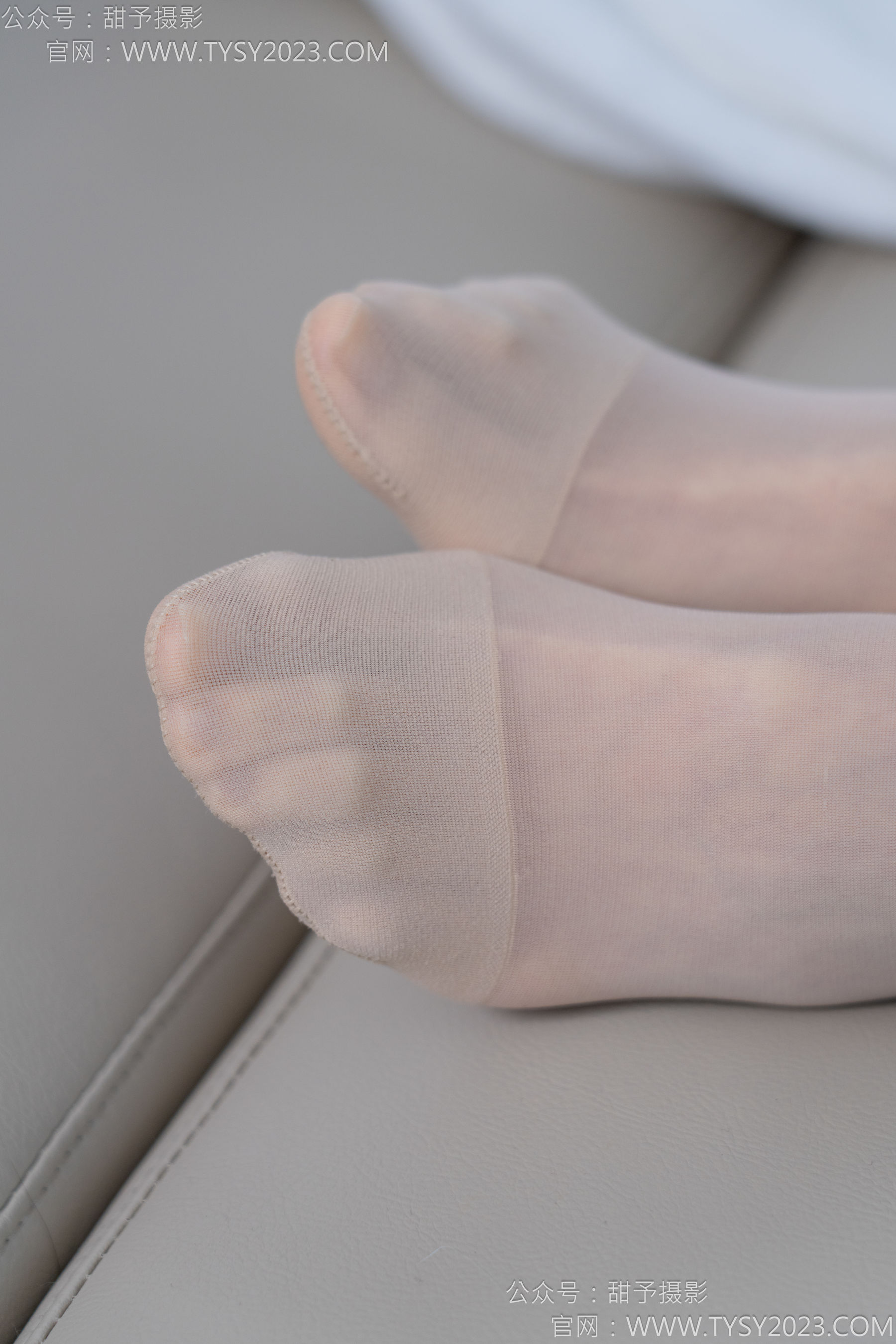 甜予摄影 No.156 咻咻 - 高跟鞋、薄肉丝/(135P)