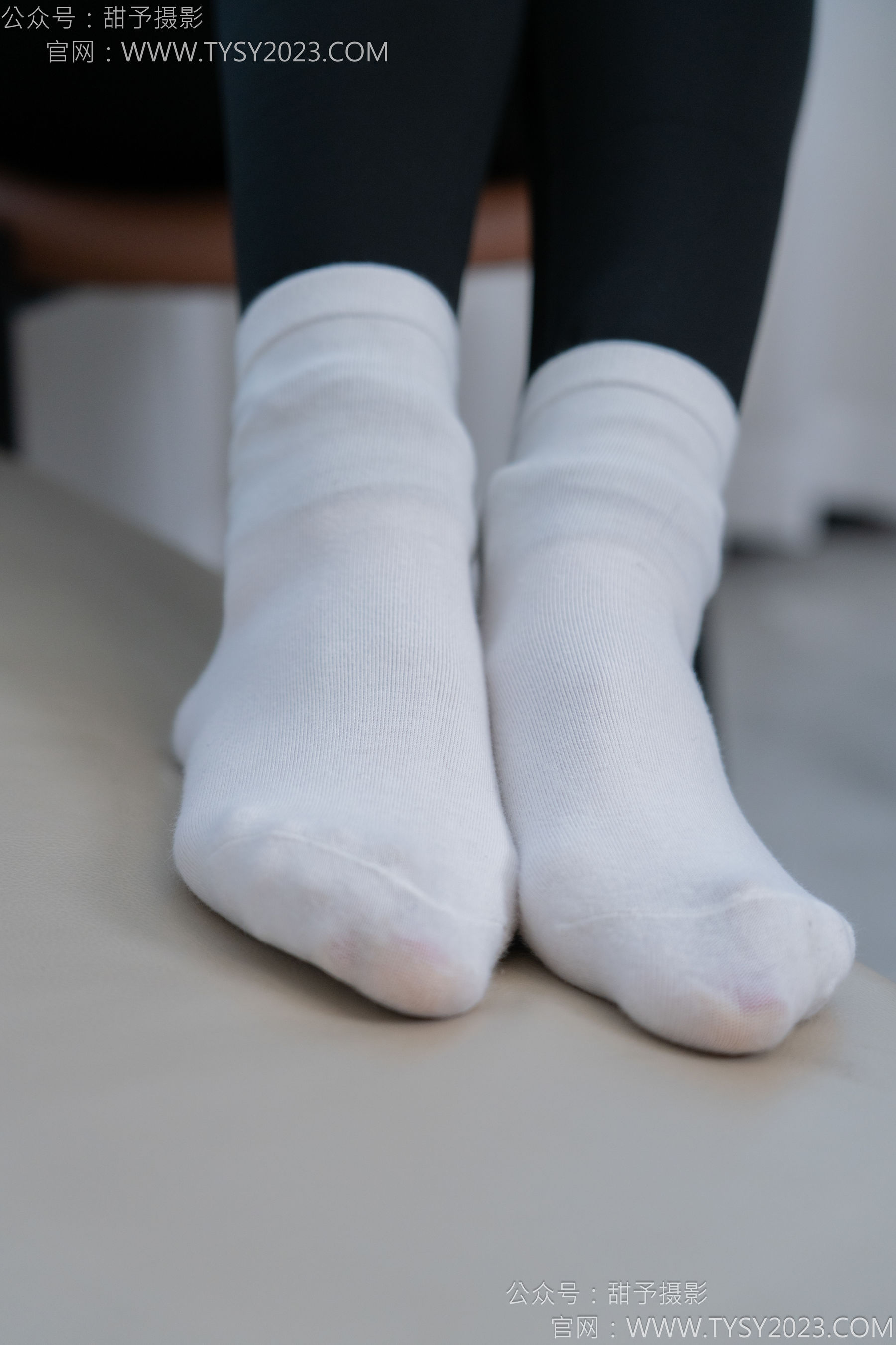 甜予摄影 No.155 咖啡豆 - 靴子、脏袜子、裸足/(132P)