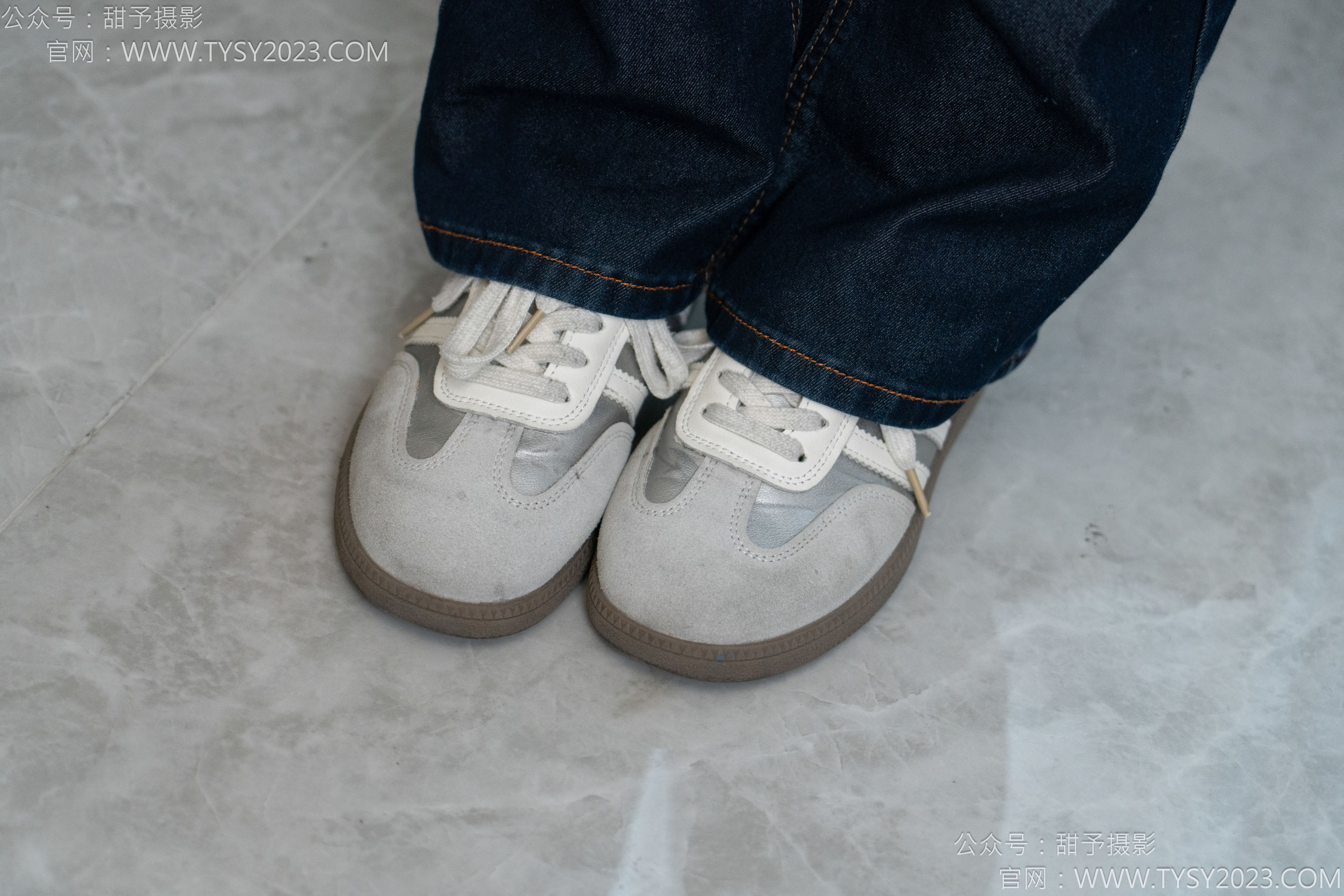 甜予摄影 No.149 诺诺 - 板鞋、白棉袜、裸足/(125P)