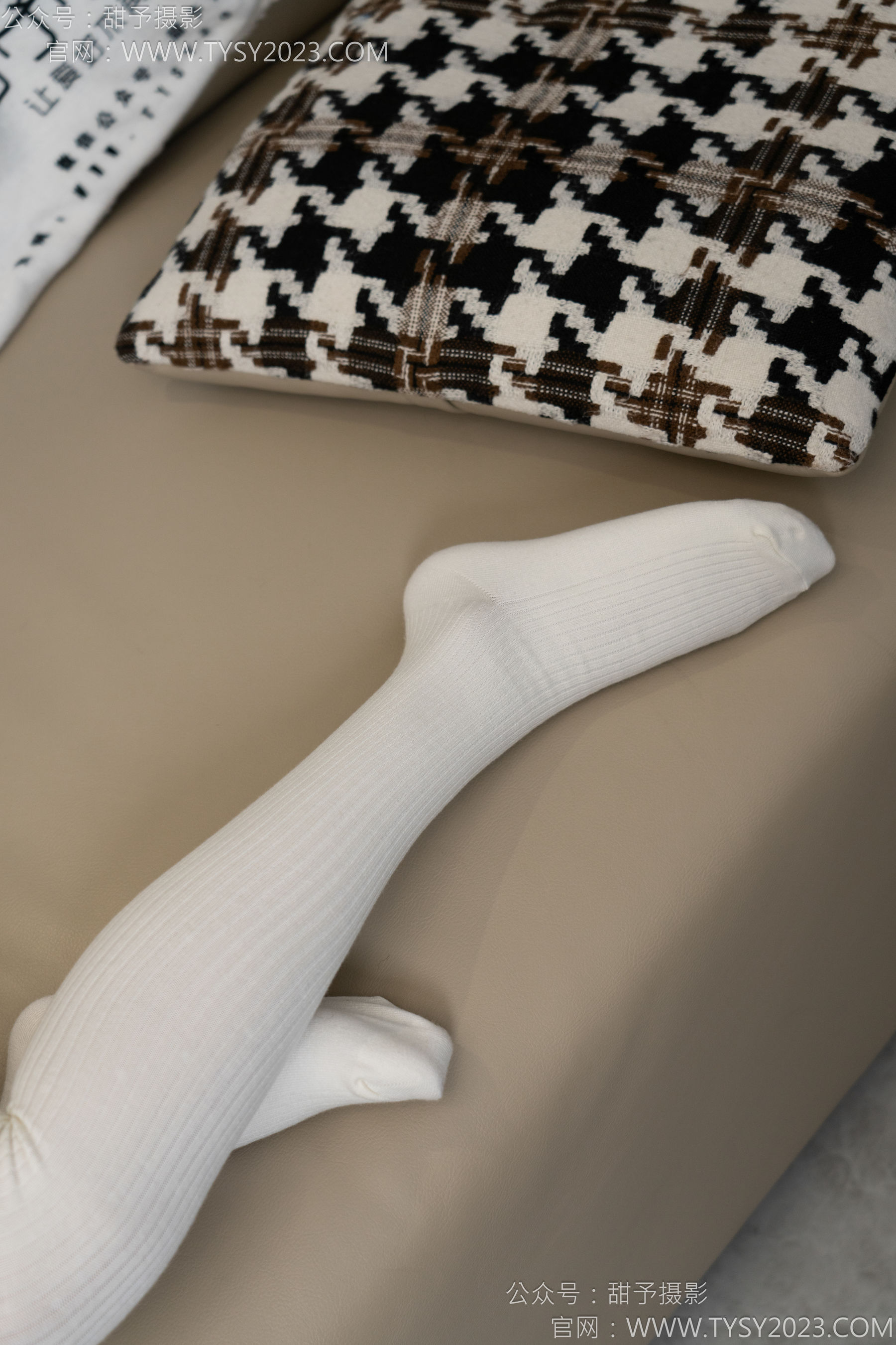 甜予摄影 No.150 澜澜 - 皮鞋、大腿袜、小腿袜、波点白丝袜/(162P)