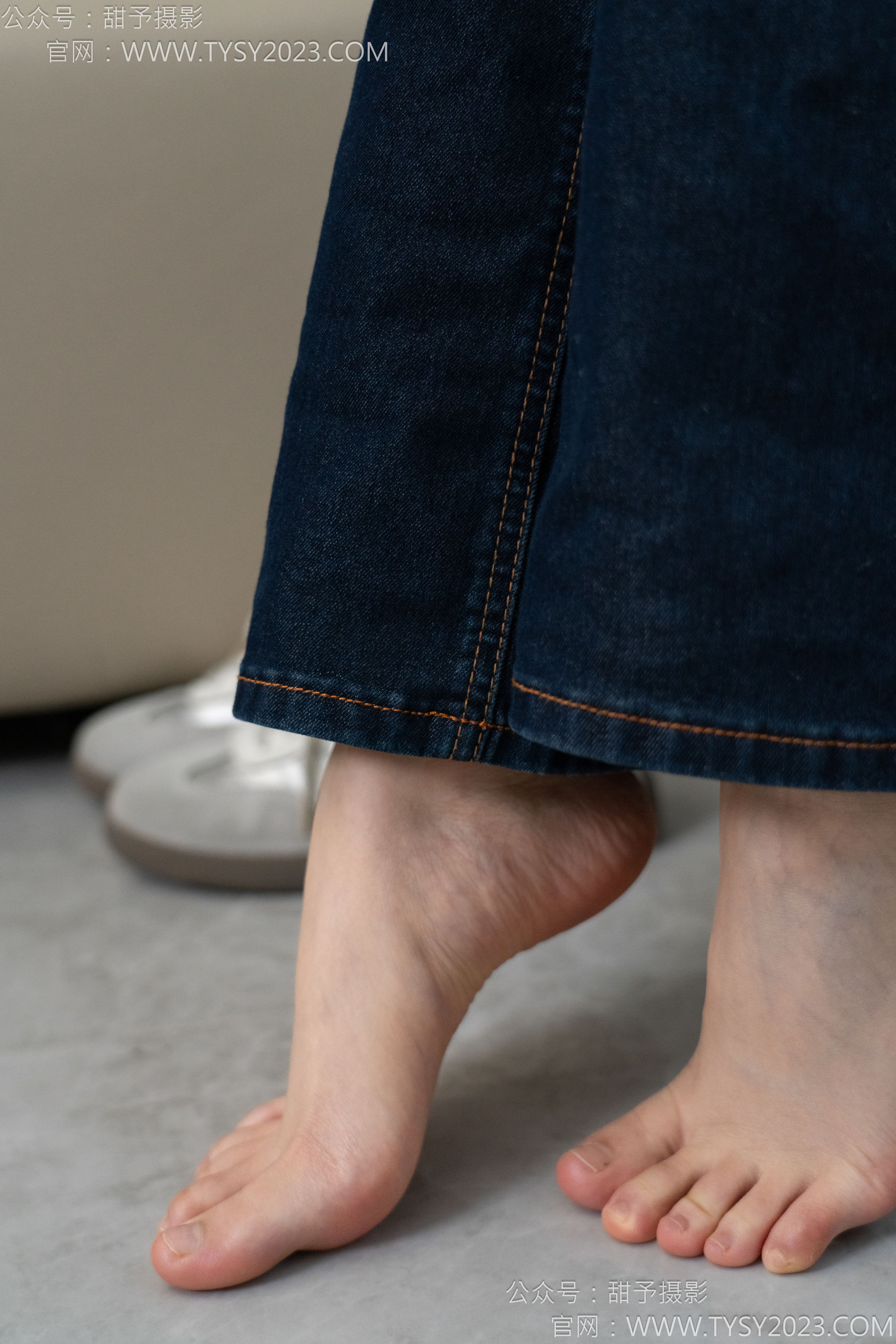 甜予摄影 No.149 诺诺 - 板鞋、白棉袜、裸足/(125P)