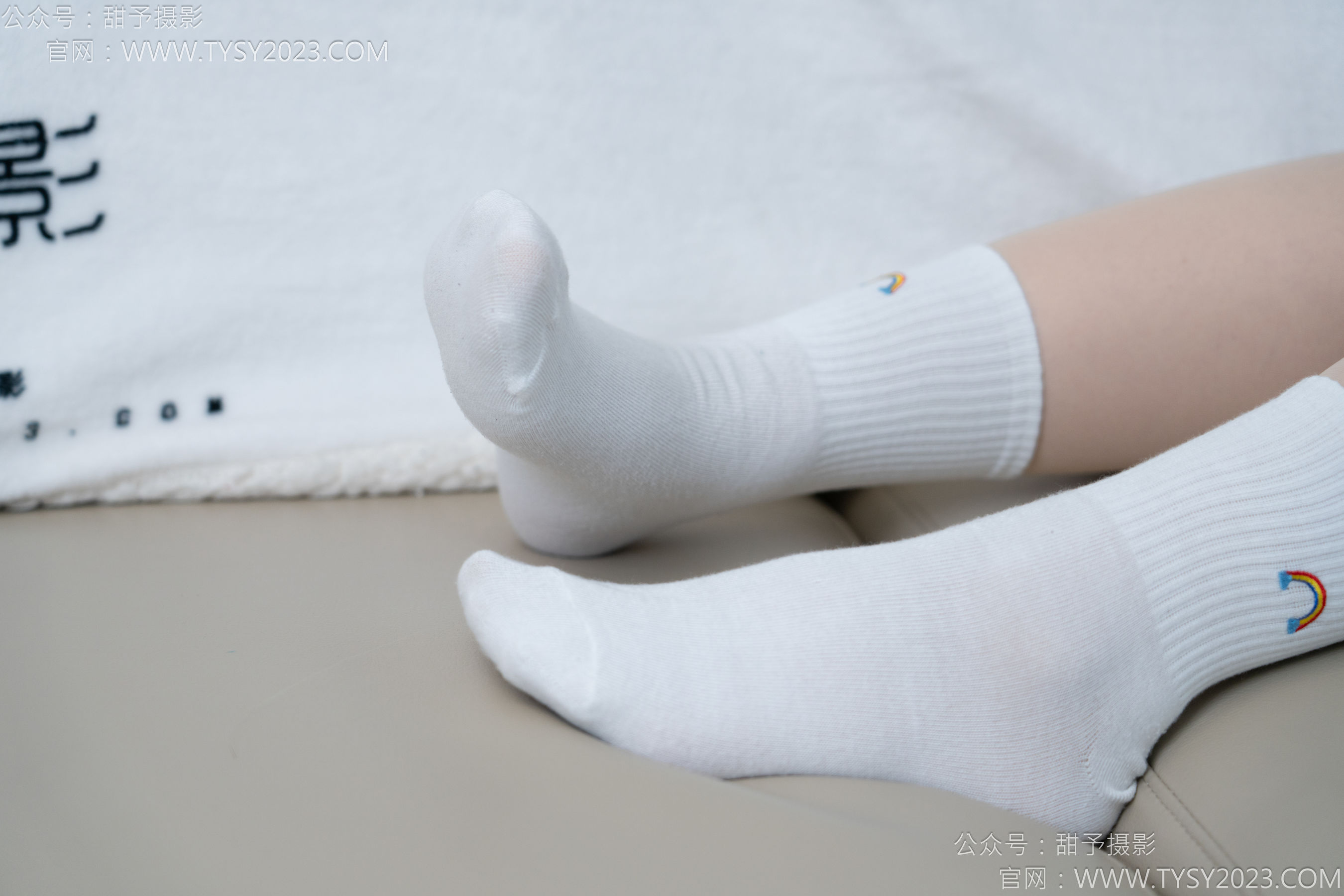 甜予摄影 No.151 小葵 - 板鞋、白棉袜、薄肉丝/(130P)