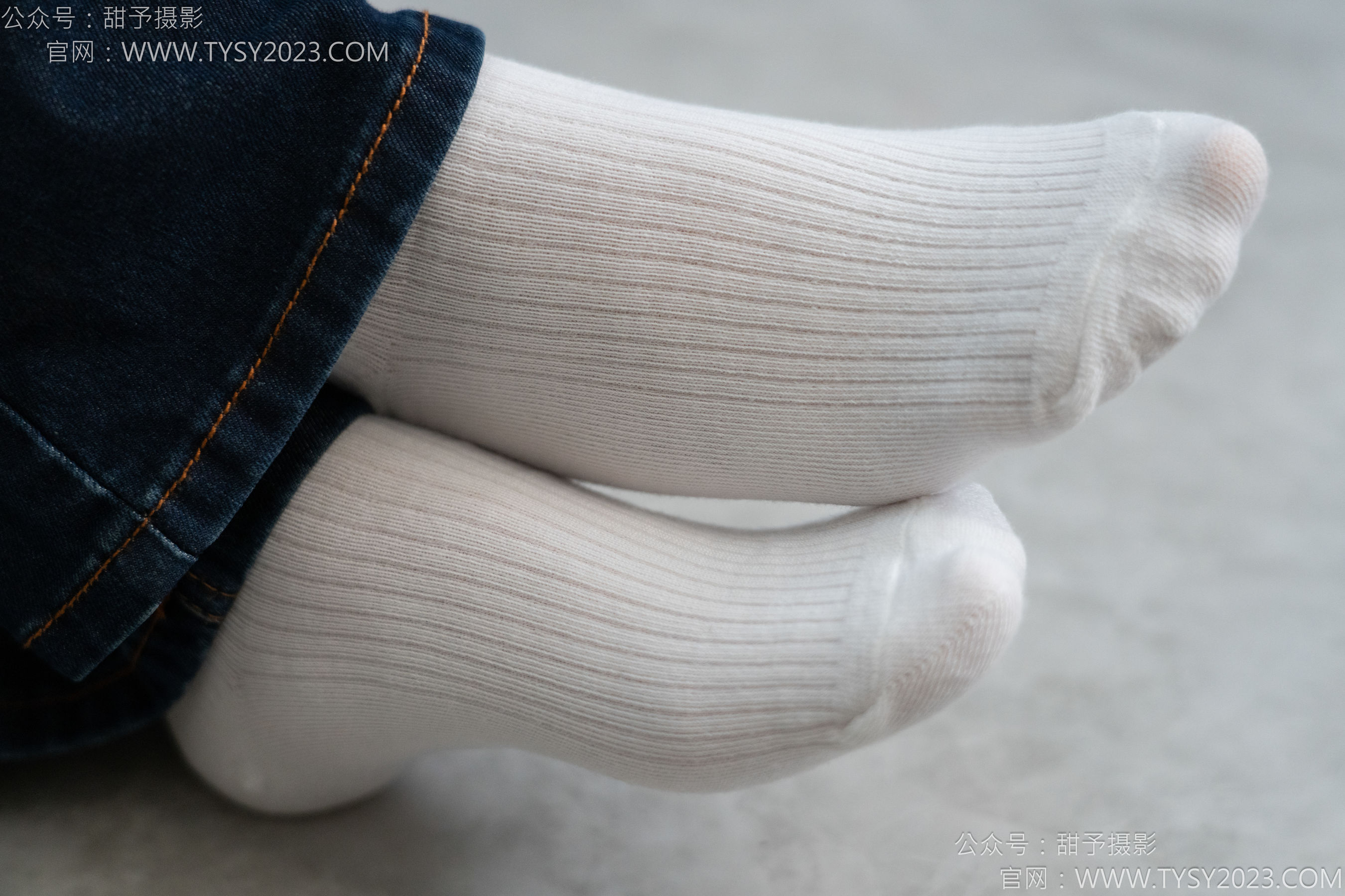 甜予摄影 No.149 诺诺 - 板鞋、白棉袜、裸足/(125P)