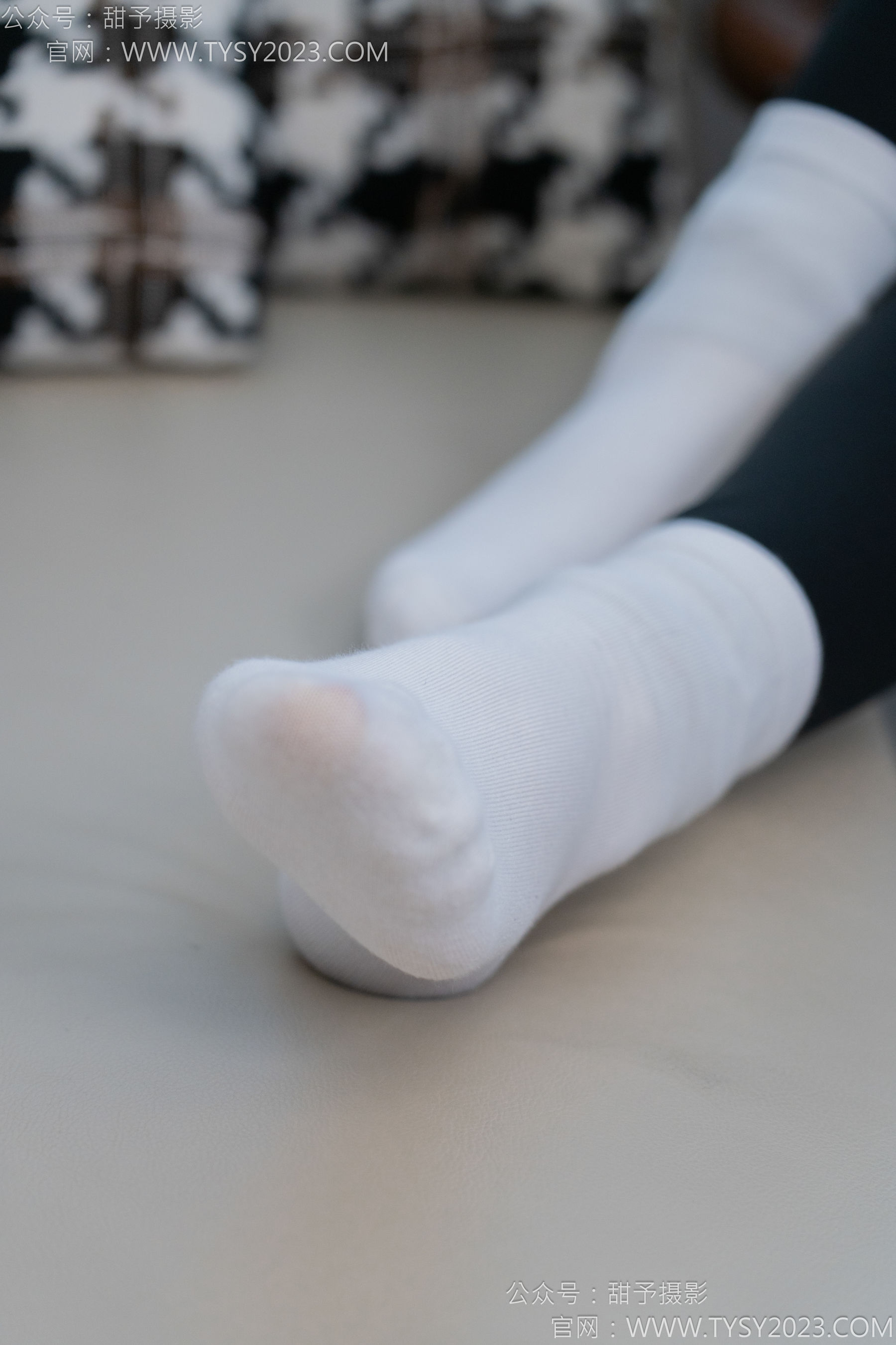 甜予摄影 No.155 咖啡豆 - 靴子、脏袜子、裸足/(132P)