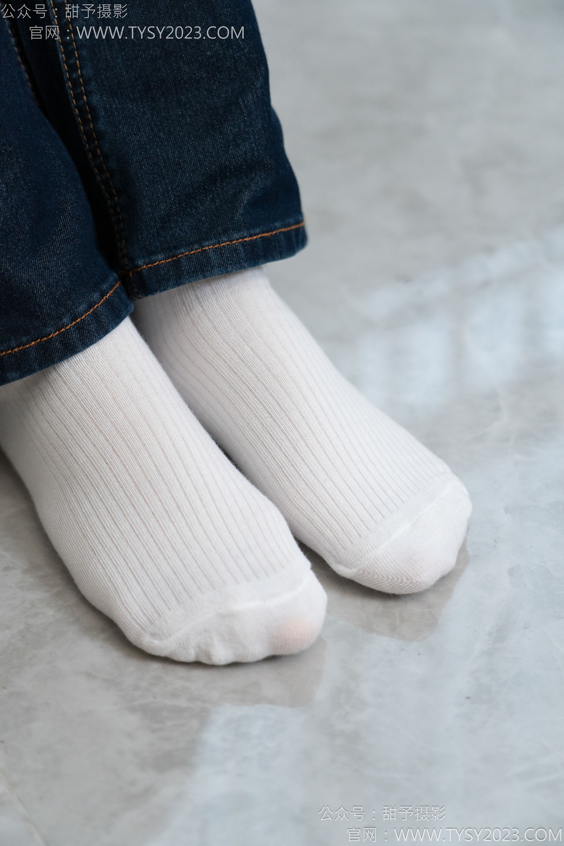 甜予摄影 No.149 诺诺 - 板鞋、白棉袜、裸足/(125P)