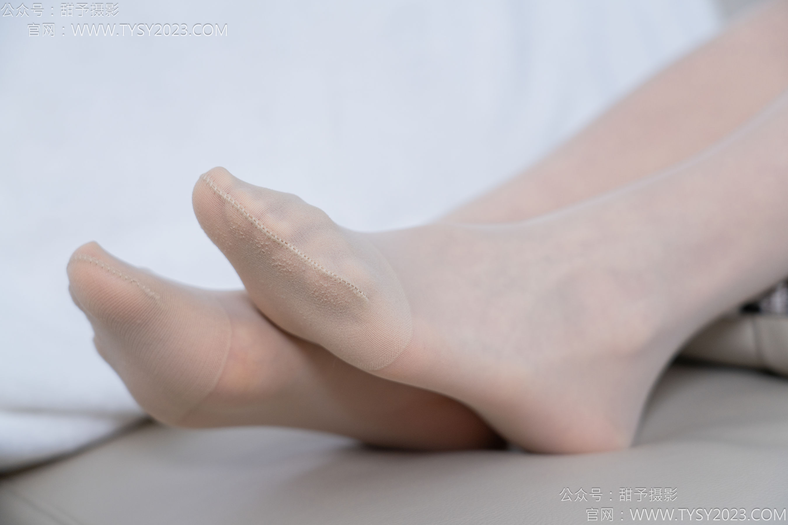 甜予摄影 No.156 咻咻 - 高跟鞋、薄肉丝/(135P)