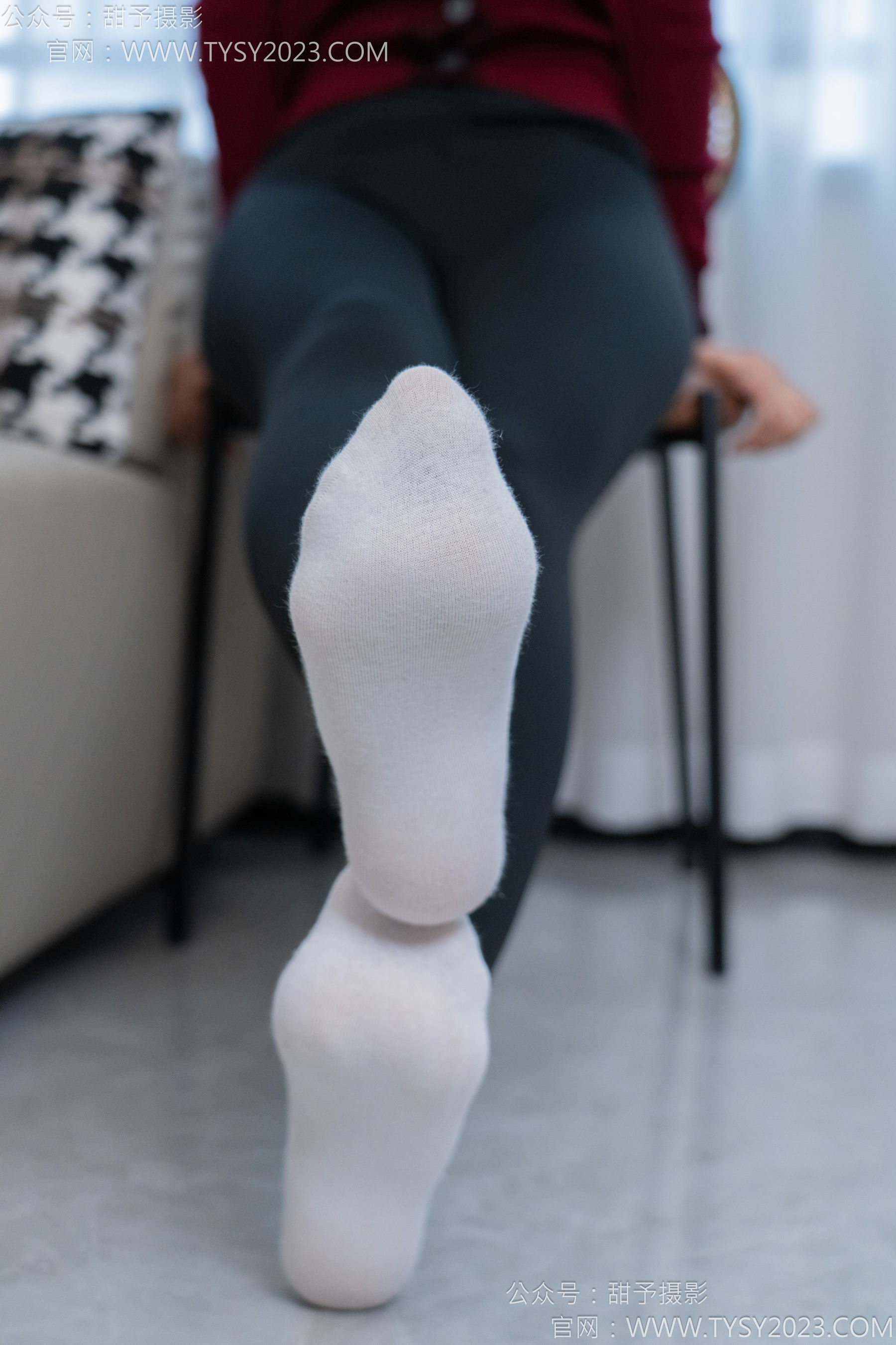 甜予摄影 No.155 咖啡豆 - 靴子、脏袜子、裸足/(132P)