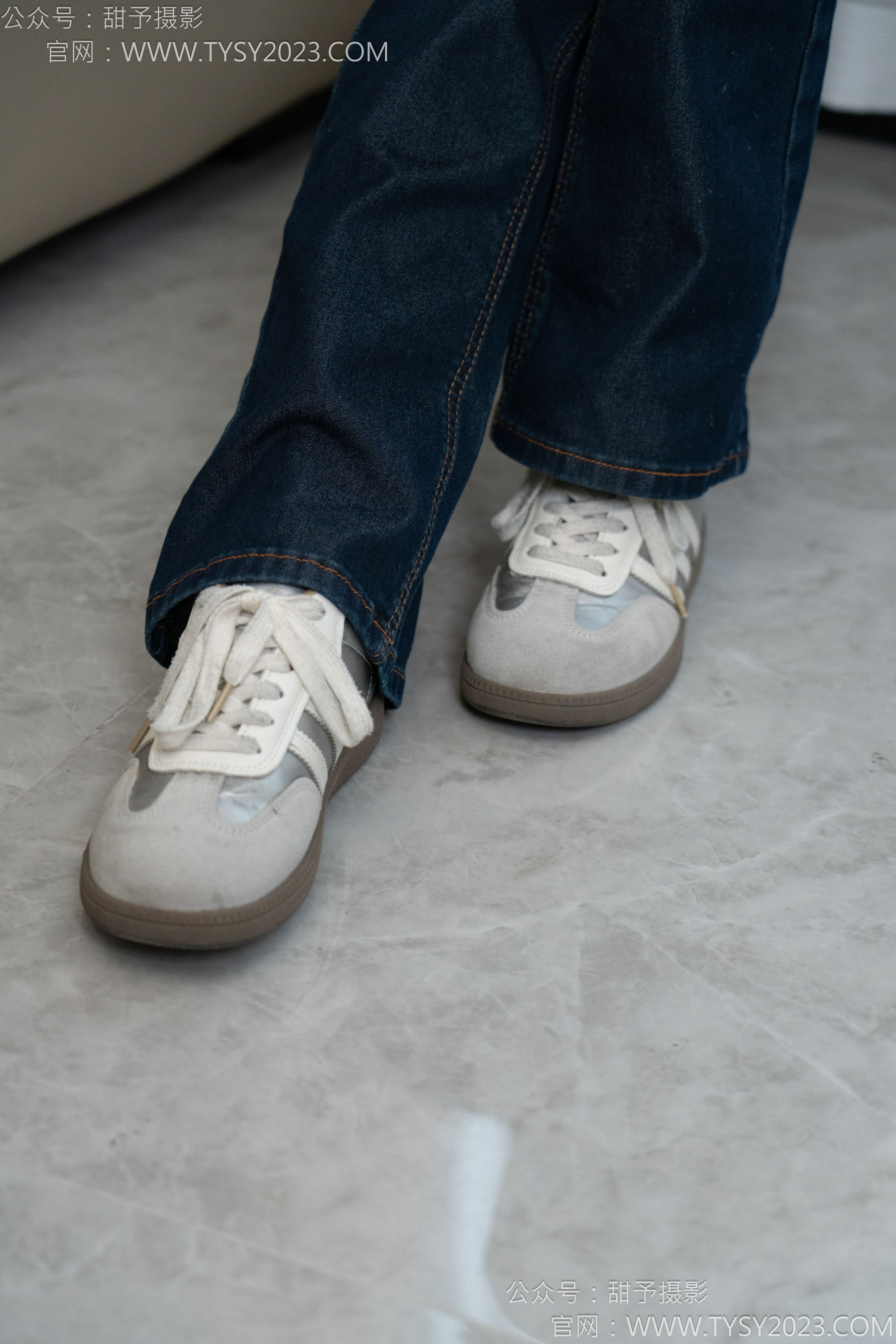 甜予摄影 No.149 诺诺 - 板鞋、白棉袜、裸足/(125P)