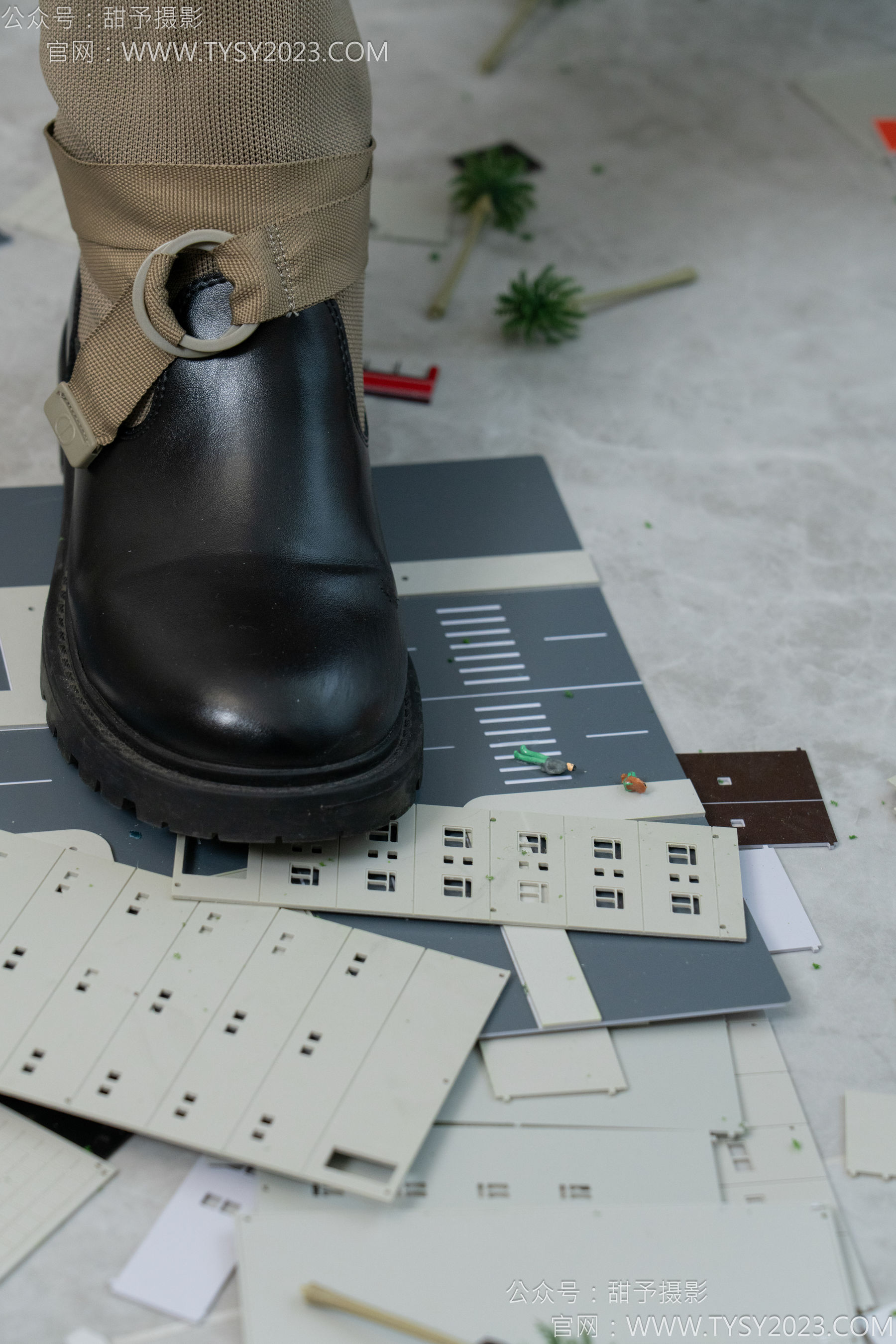 甜予摄影 No.148 咖啡豆 - 靴子、白棉袜、裸足/(169P)