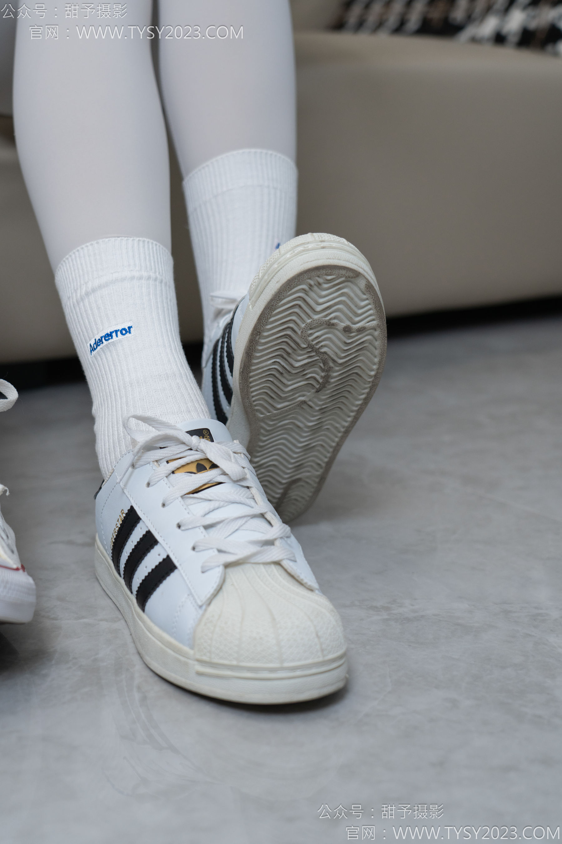 甜予摄影 No.157 澜澜&咖啡豆 - 帆布鞋、板鞋、白棉袜、薄黑丝、薄肉丝/(144P)