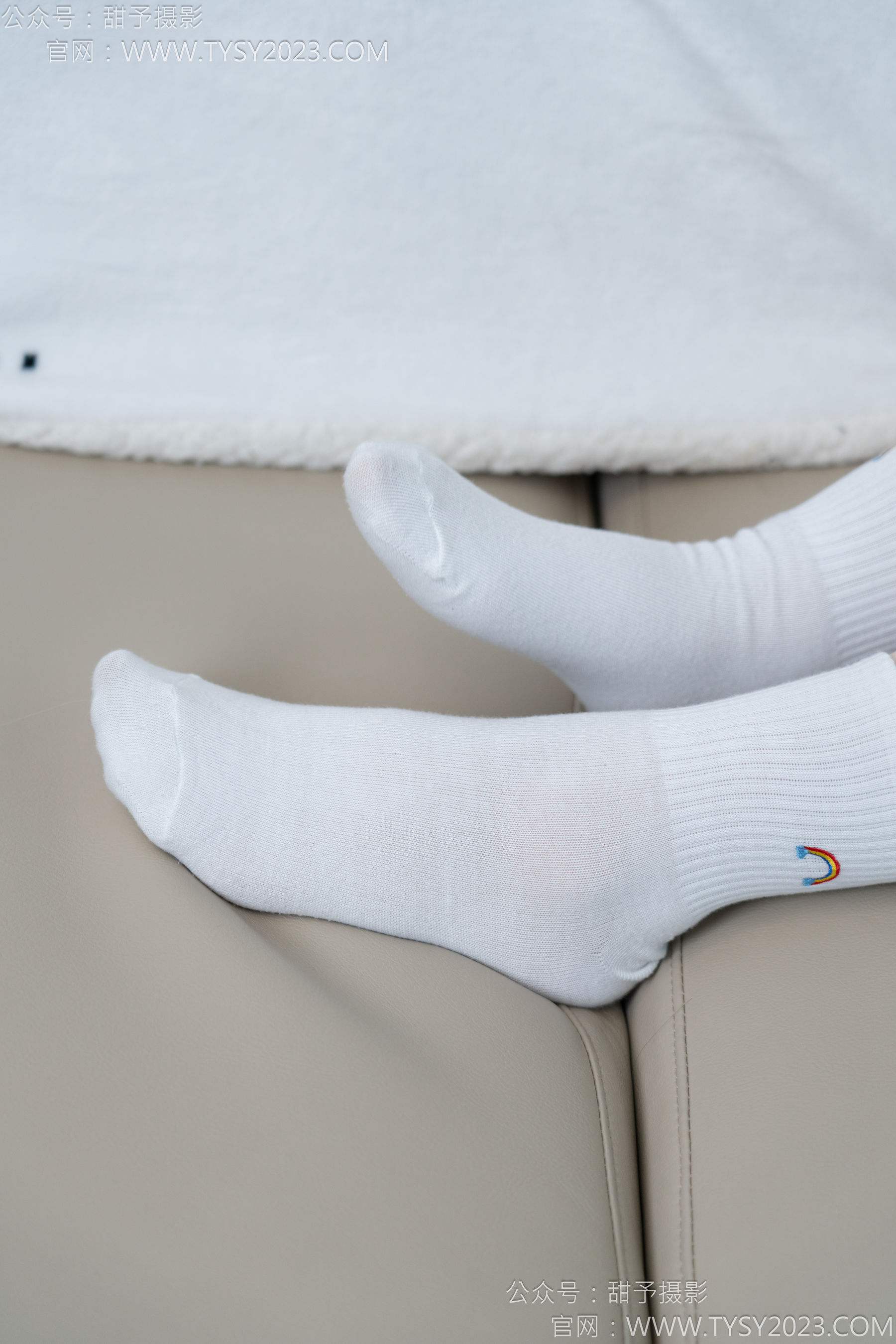 甜予摄影 No.151 小葵 - 板鞋、白棉袜、薄肉丝/(130P)