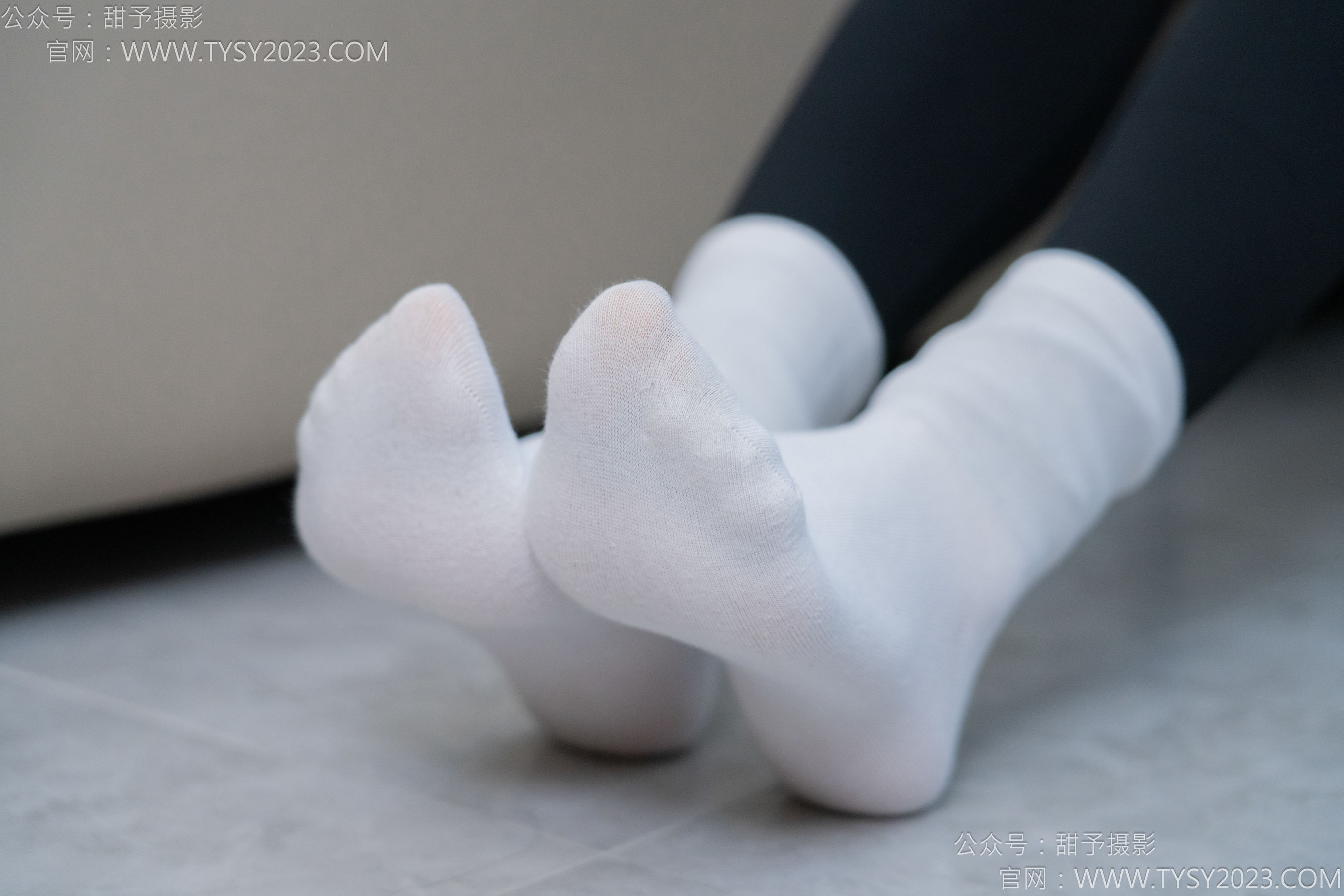 甜予摄影 No.155 咖啡豆 - 靴子、脏袜子、裸足/(132P)