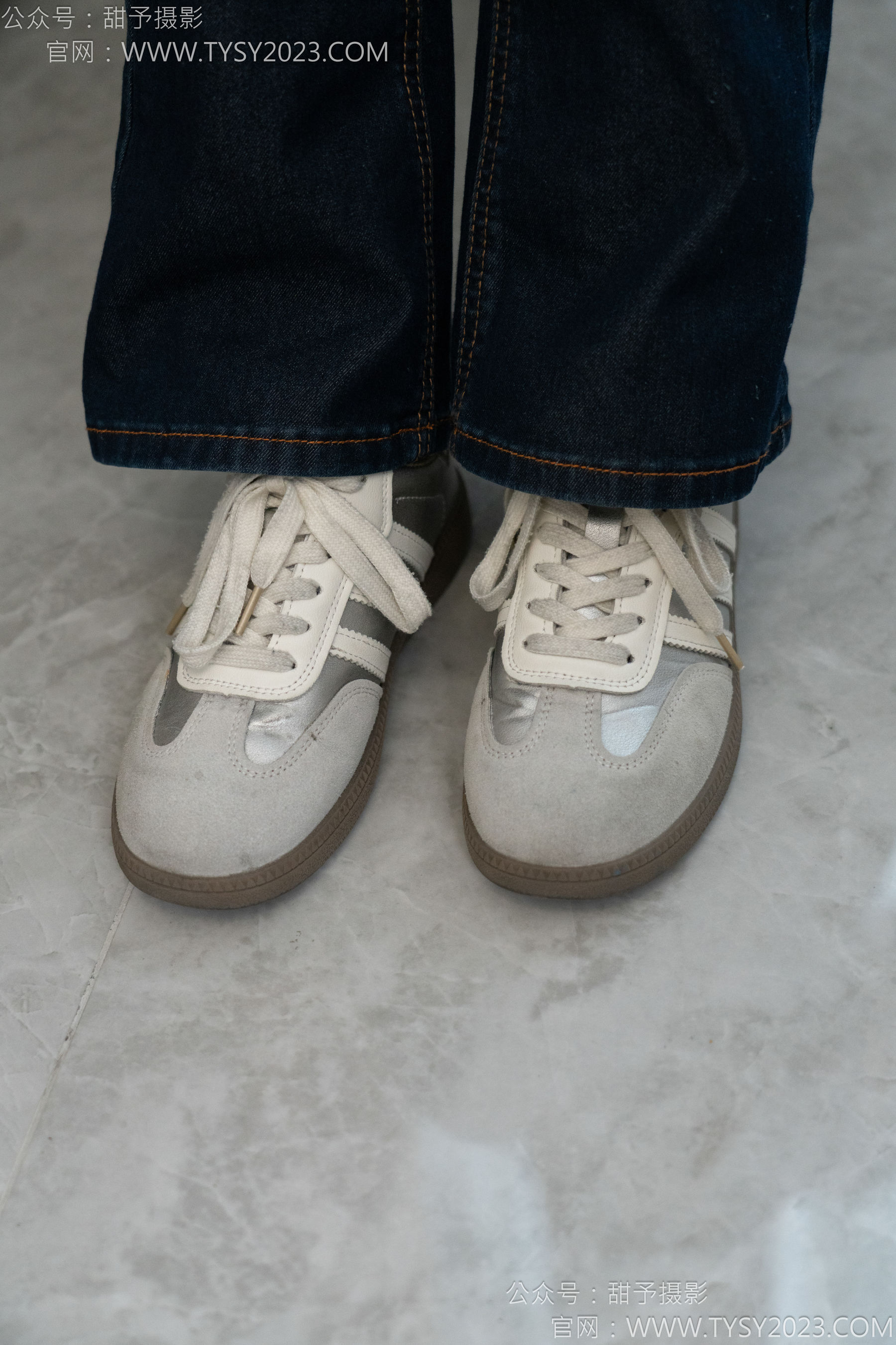 甜予摄影 No.149 诺诺 - 板鞋、白棉袜、裸足/(125P)