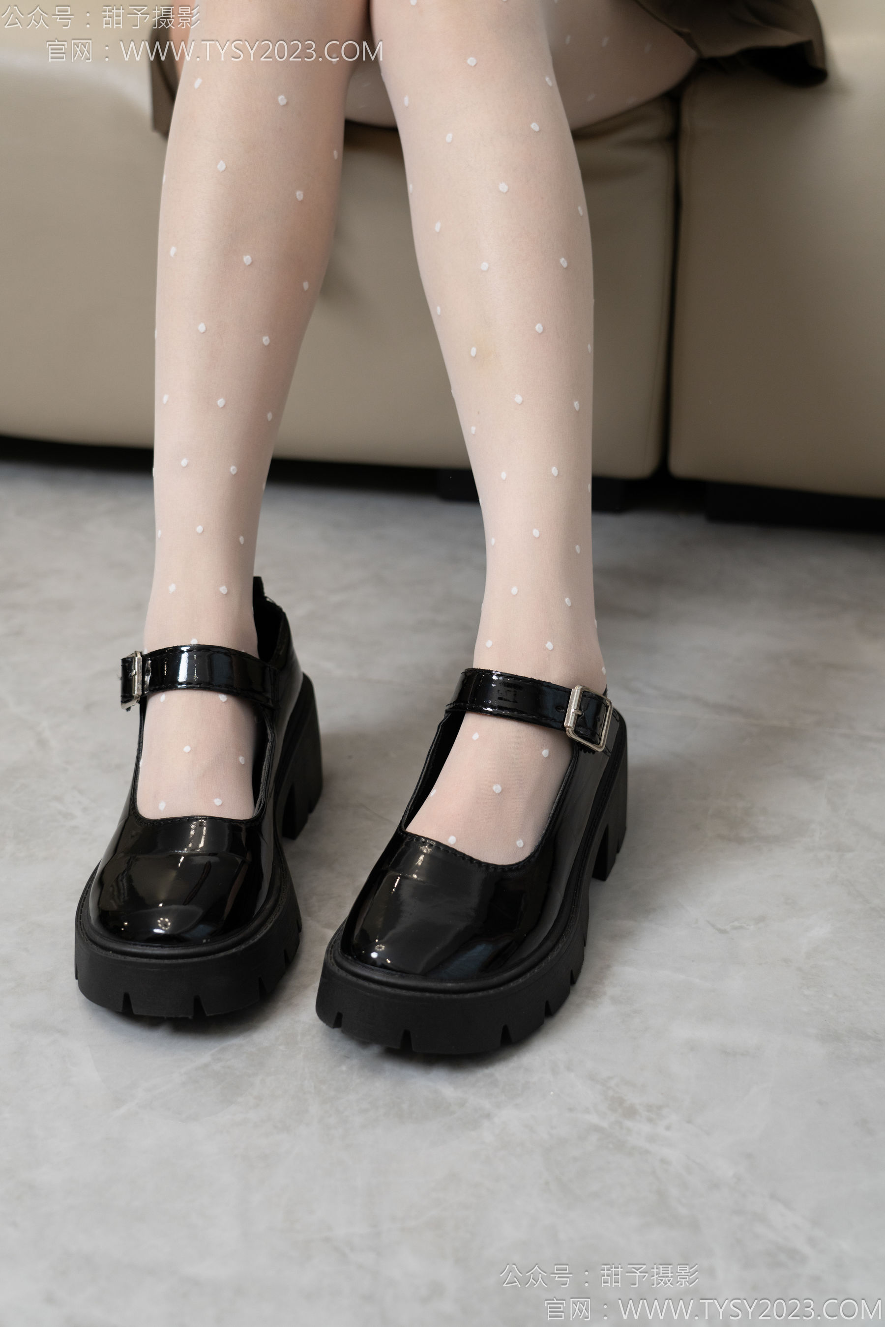 甜予摄影 No.150 澜澜 - 皮鞋、大腿袜、小腿袜、波点白丝袜/(162P)