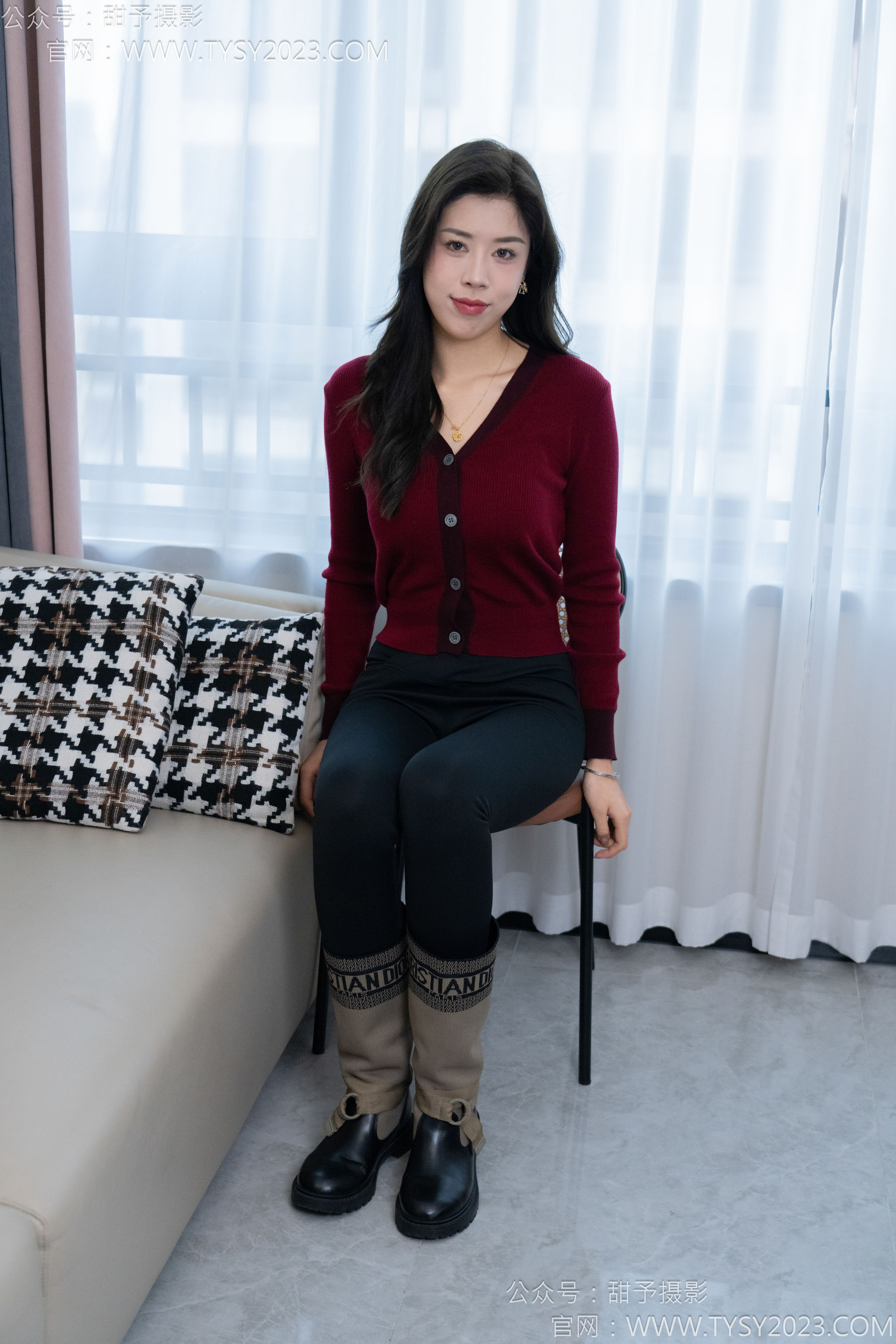 甜予摄影 No.155 咖啡豆 - 靴子、脏袜子、裸足/(132P)