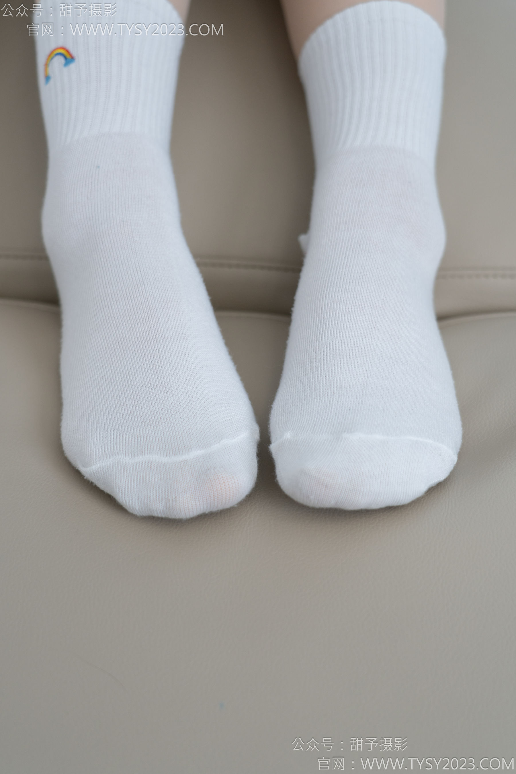 甜予摄影 No.151 小葵 - 板鞋、白棉袜、薄肉丝/(130P)