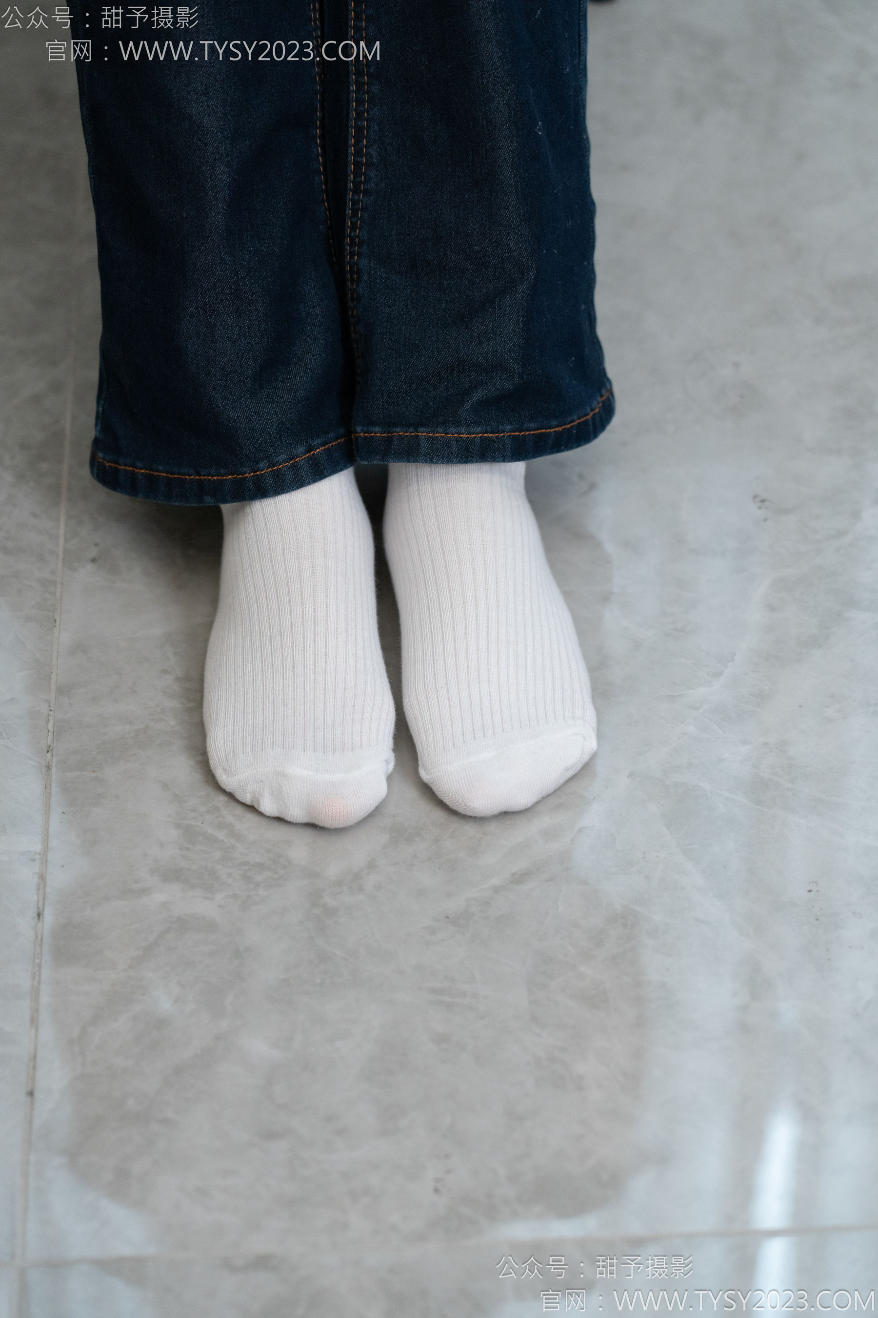 甜予摄影 No.149 诺诺 - 板鞋、白棉袜、裸足/(125P)