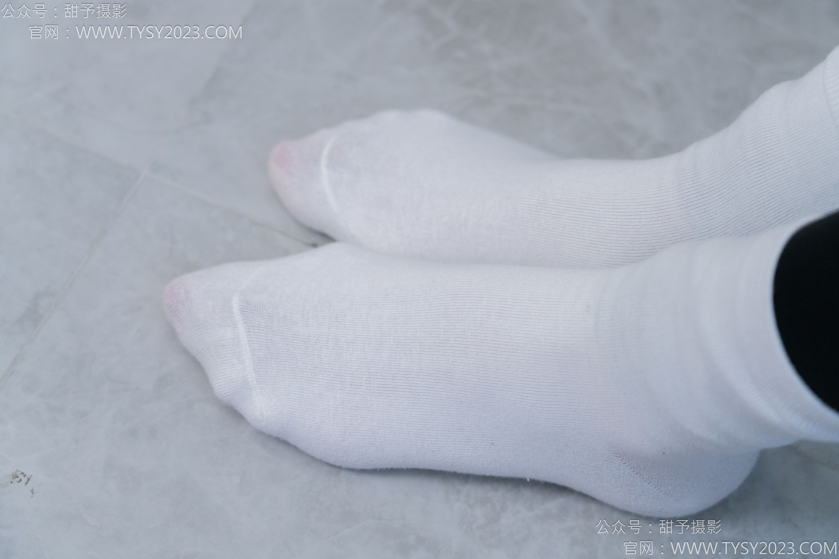 甜予摄影 No.155 咖啡豆 - 靴子、脏袜子、裸足/(132P)