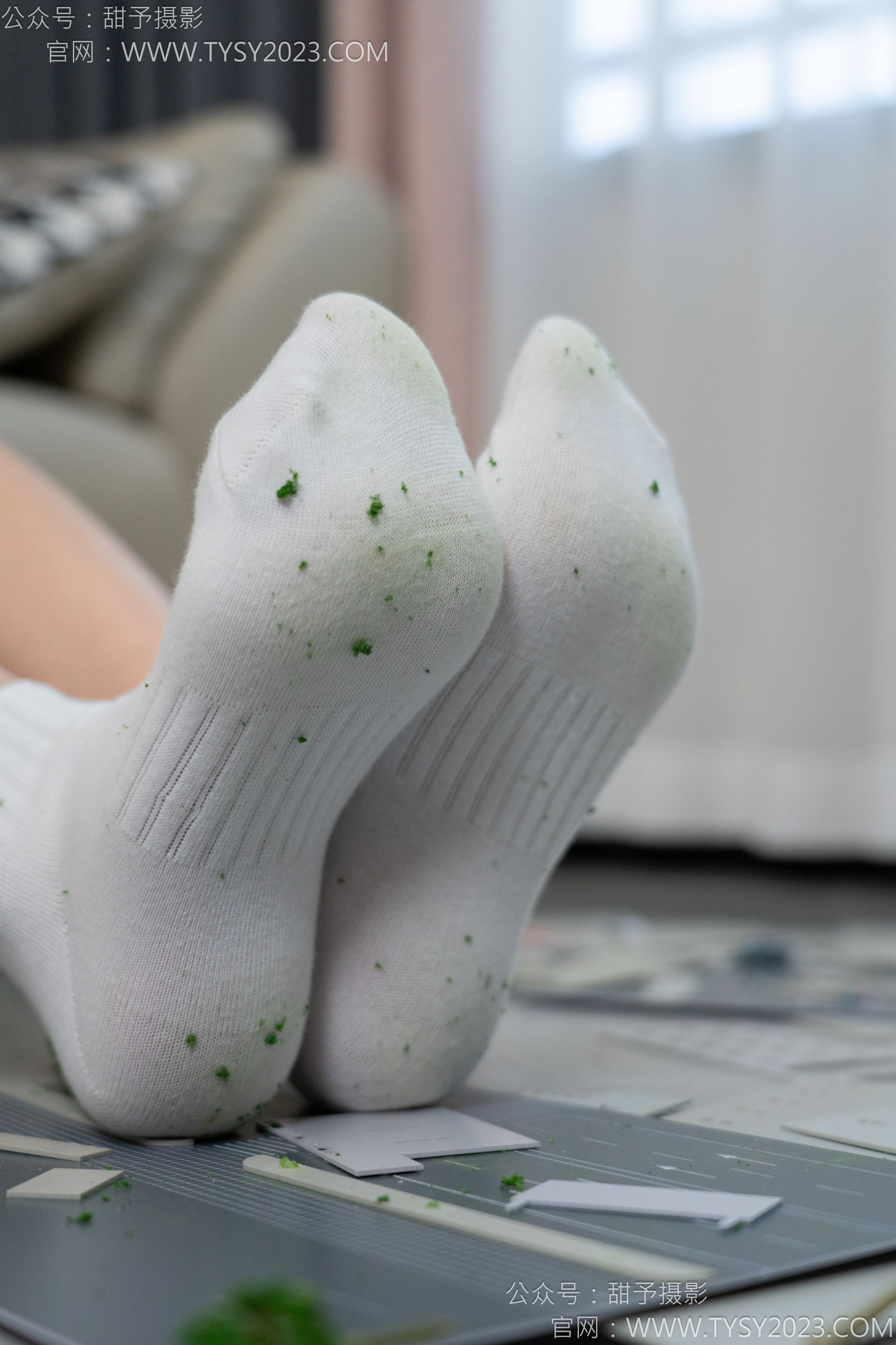 甜予摄影 No.148 咖啡豆 - 靴子、白棉袜、裸足/(169P)