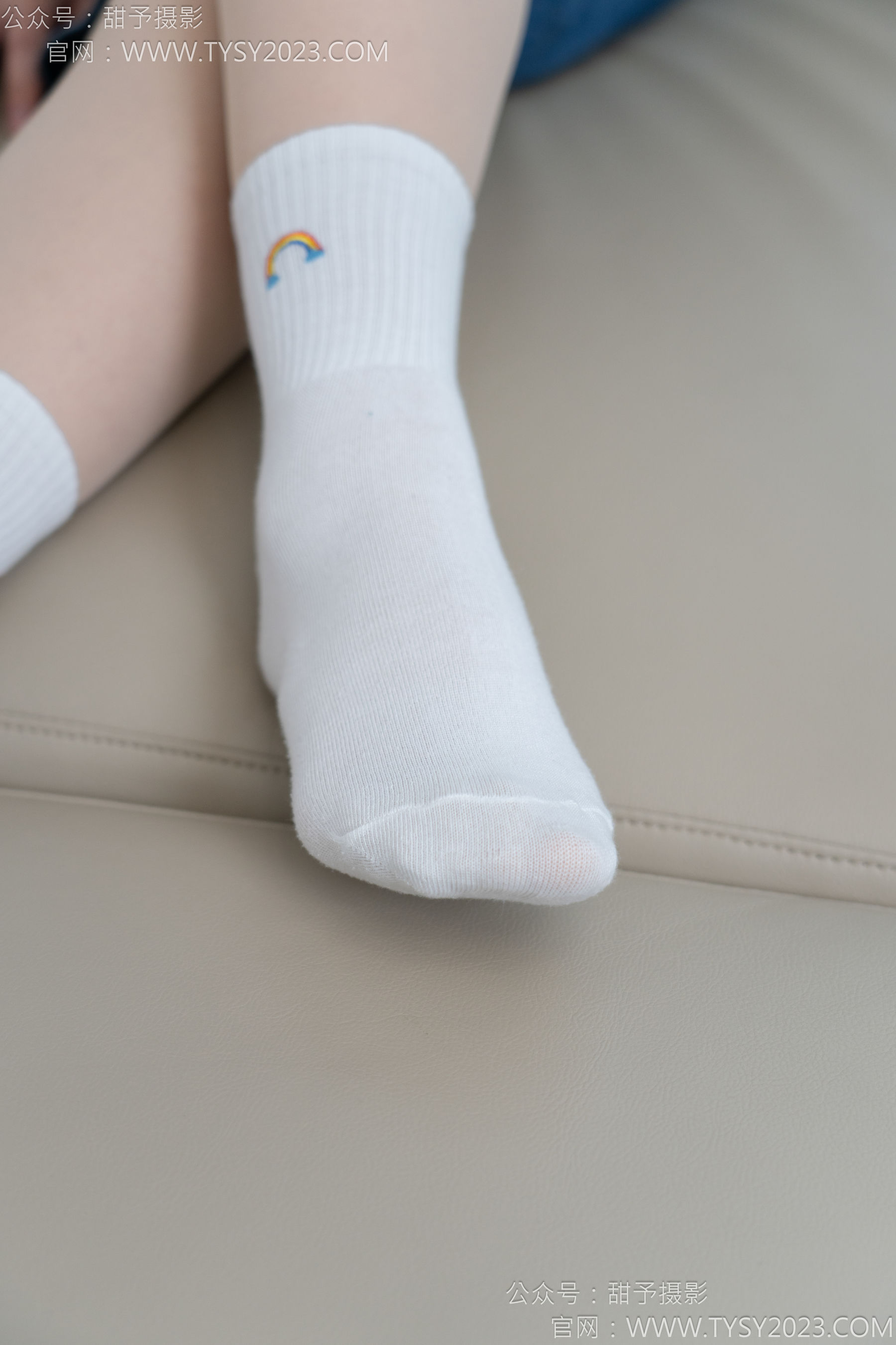 甜予摄影 No.151 小葵 - 板鞋、白棉袜、薄肉丝/(130P)