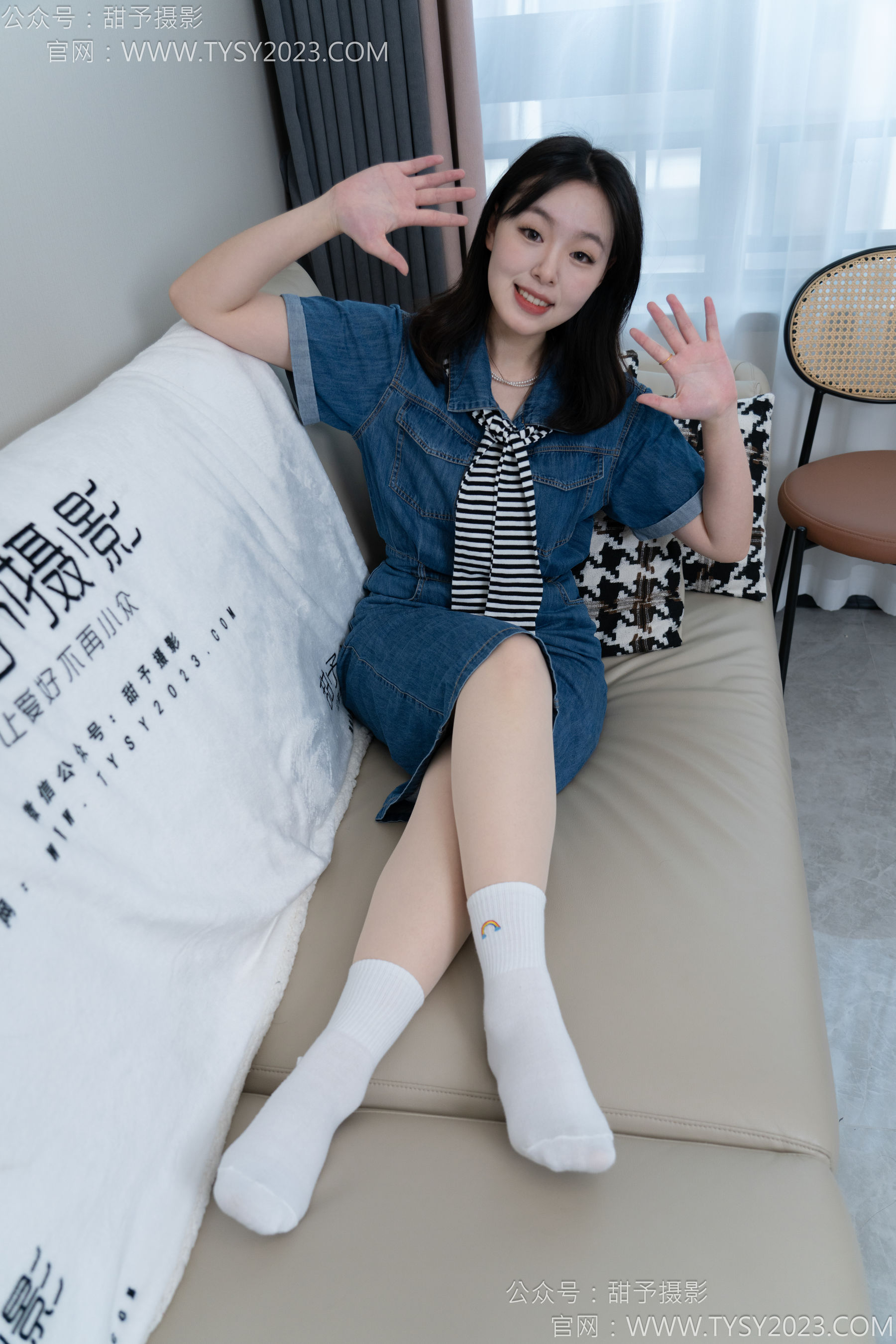 甜予摄影 No.151 小葵 - 板鞋、白棉袜、薄肉丝/(130P)