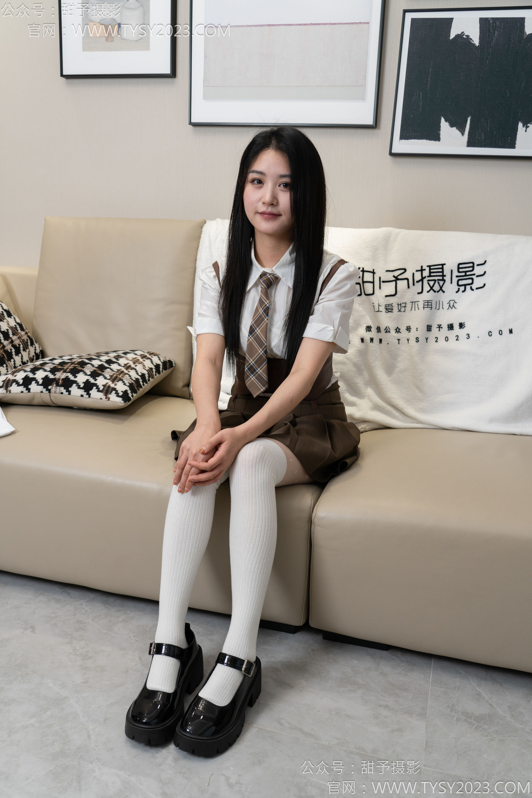 甜予摄影 No.150 澜澜 - 皮鞋、大腿袜、小腿袜、波点白丝袜/(162P)